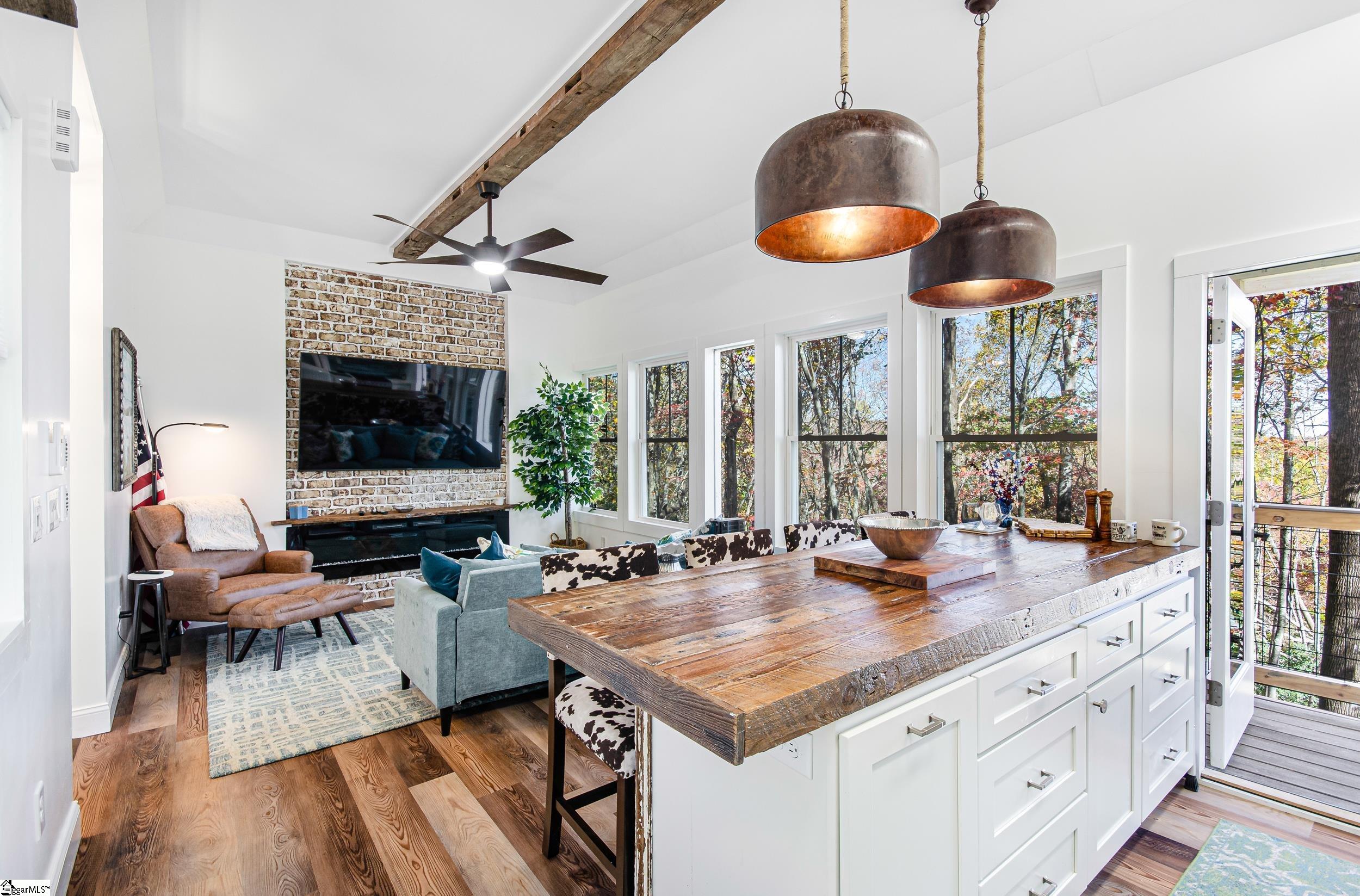 5 Sunrise Drive Cleveland, SC 29635