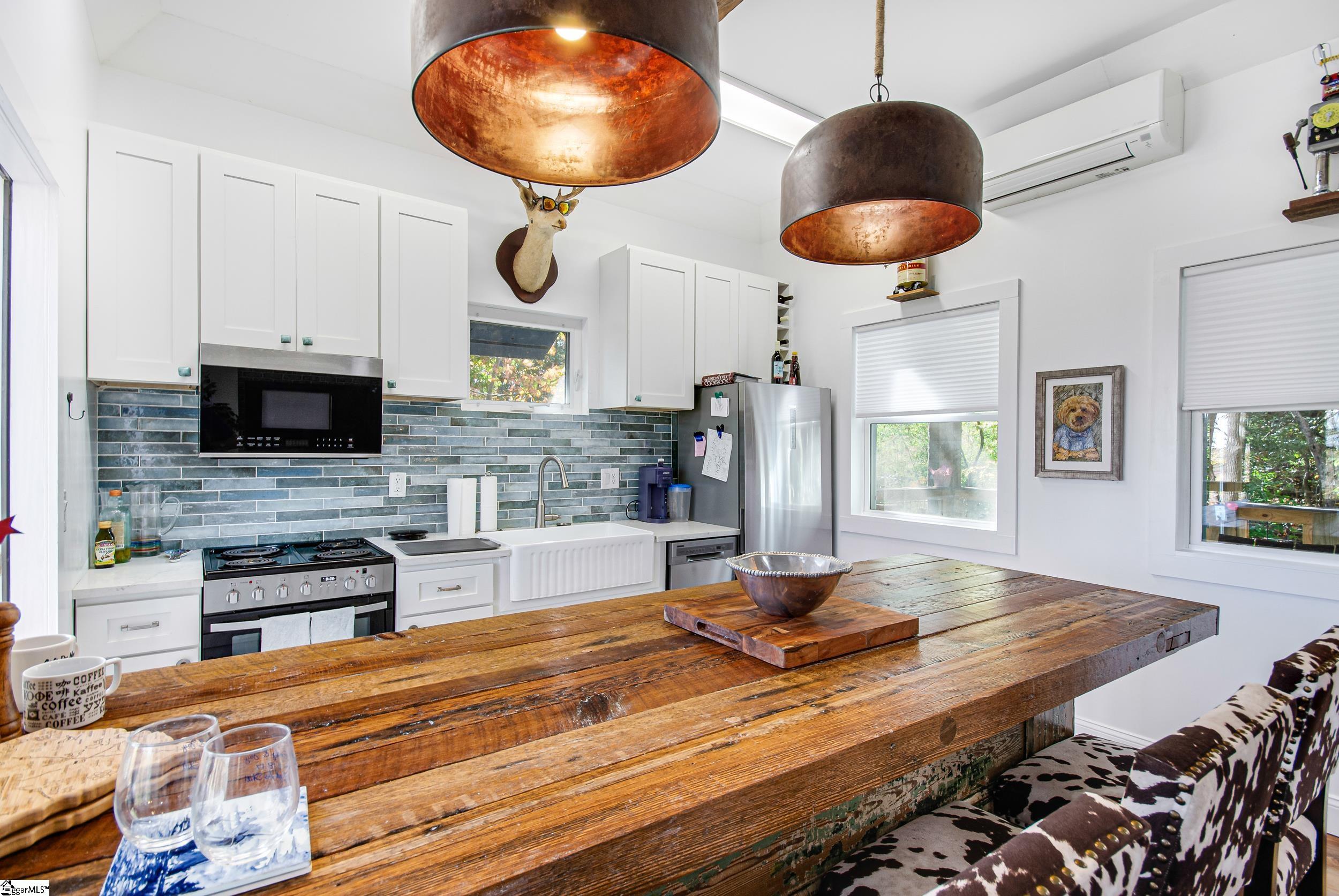 5 Sunrise Drive Cleveland, SC 29635