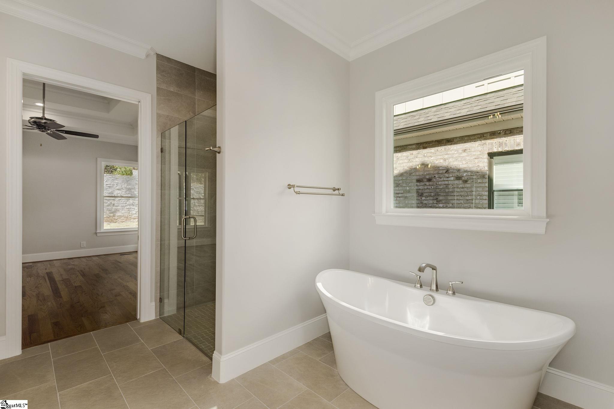 202 Chestnut Pond Lane Simpsonville, SC 29681