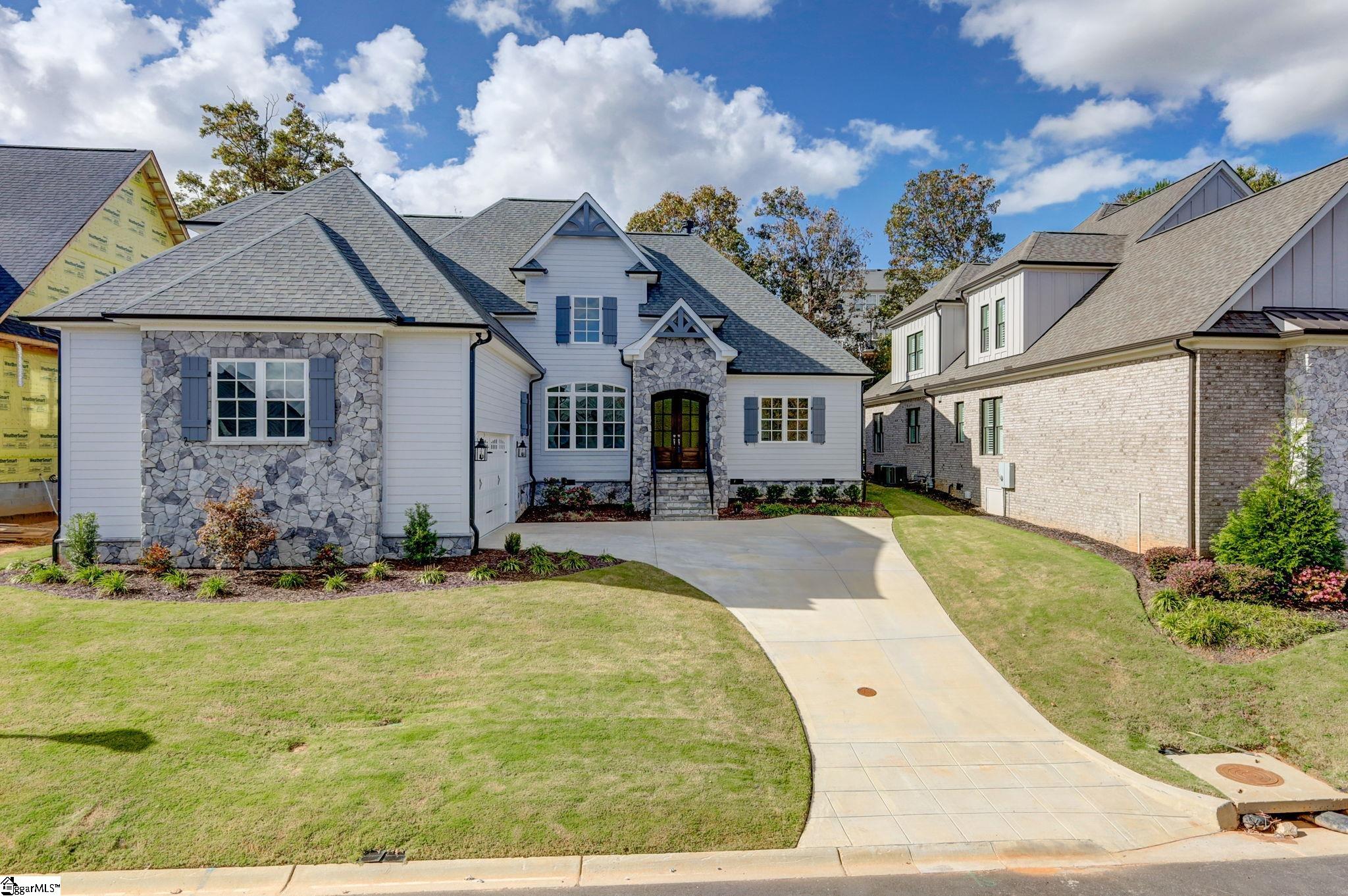 202 Chestnut Pond Lane Simpsonville, SC 29681