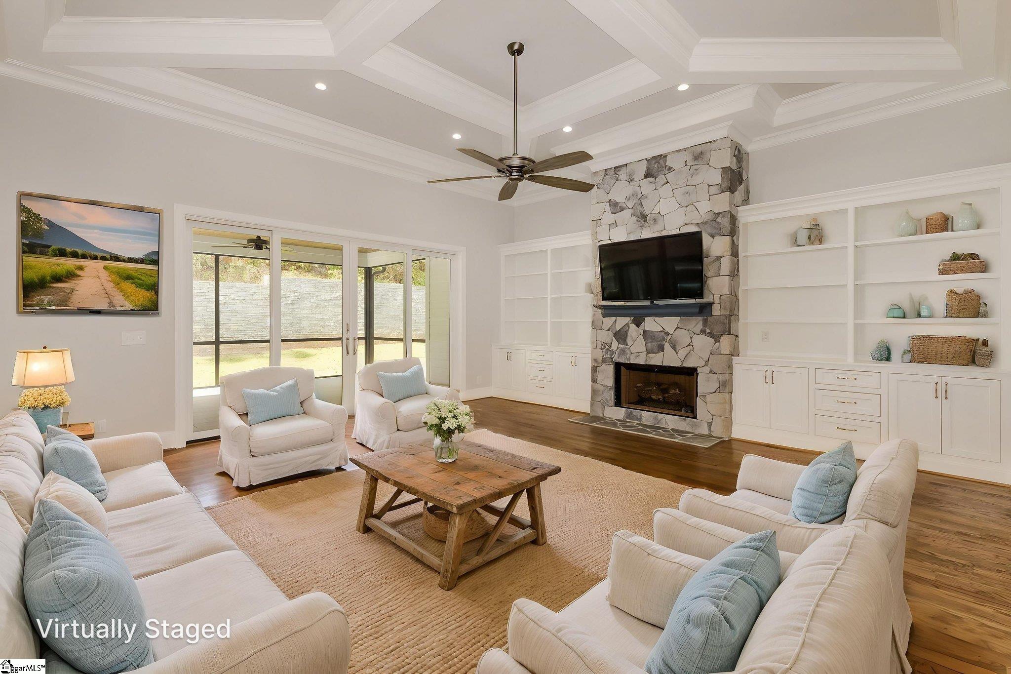 202 Chestnut Pond Lane Simpsonville, SC 29681