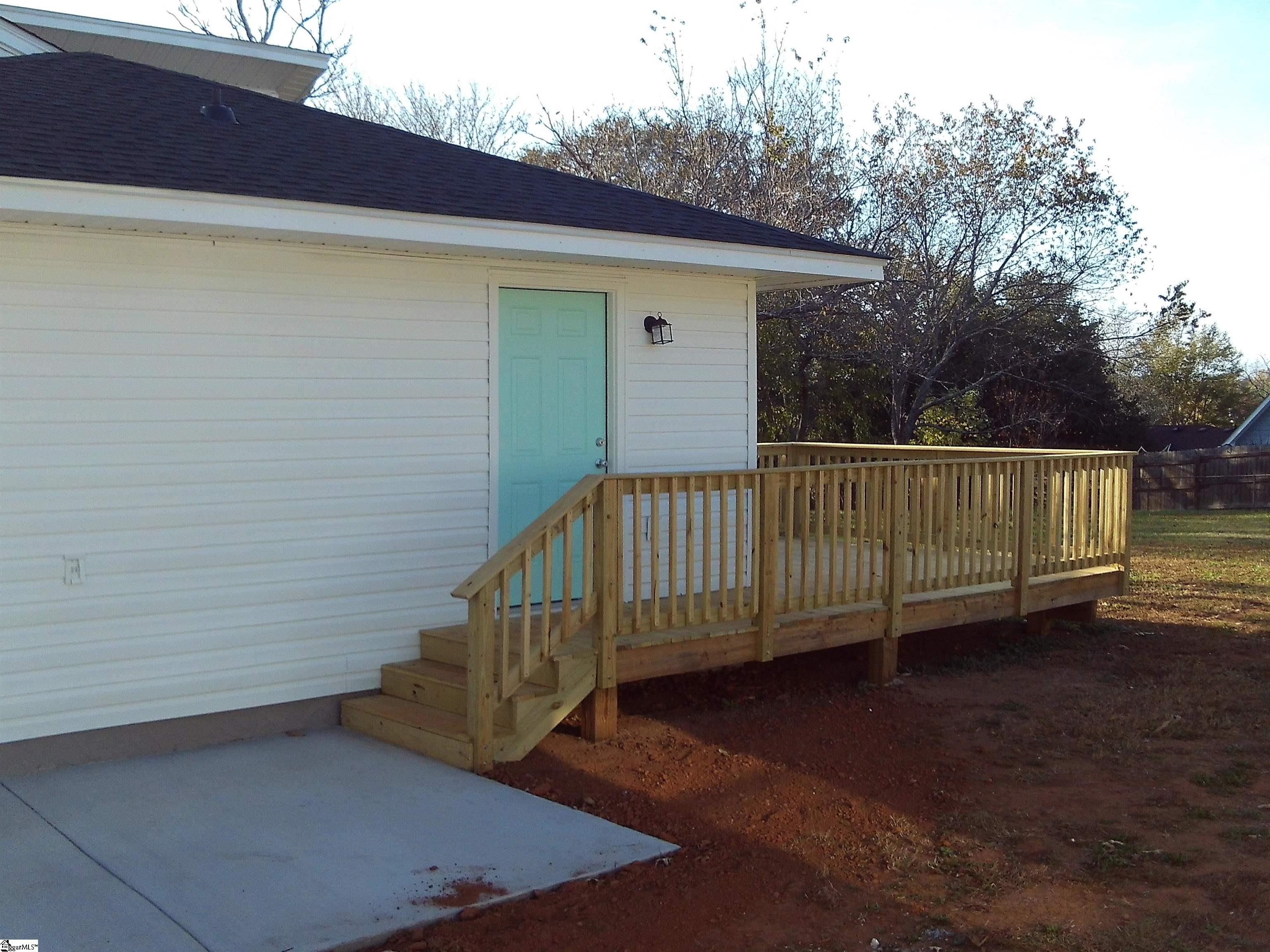 611 Bridwell Road Travelers Rest, SC 29690