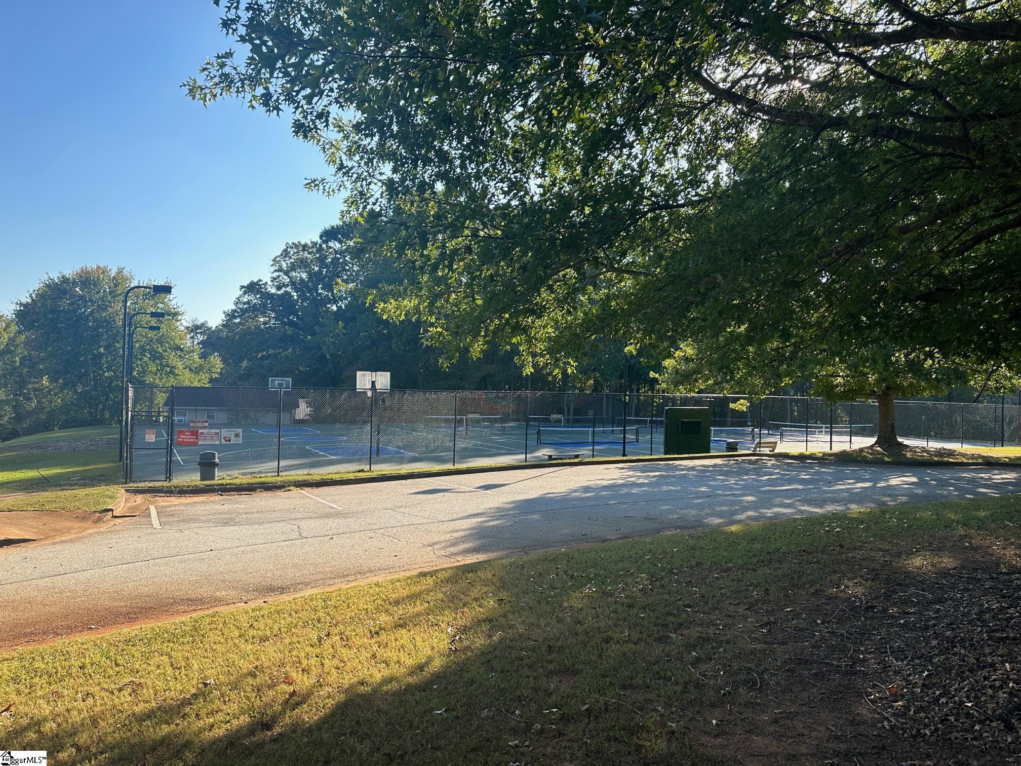 402 & 404 Hickory Trail Westminster, SC 29693