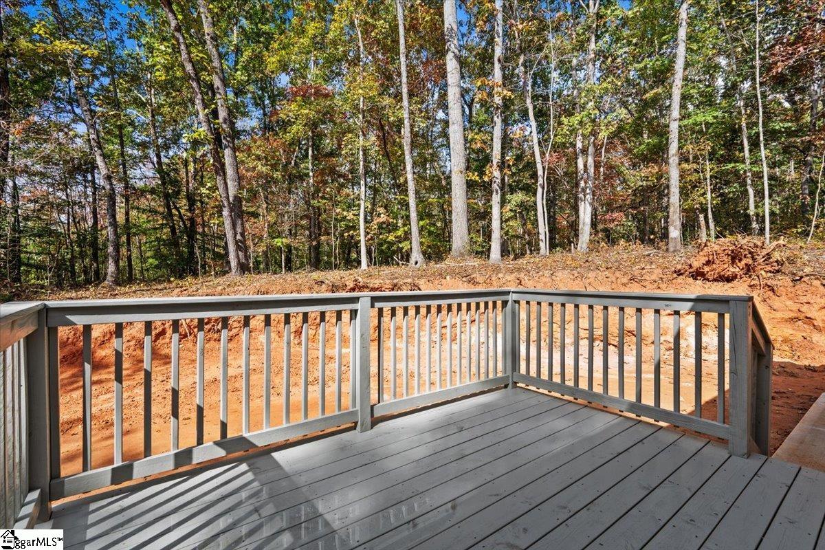 425 Tiger Lane Westminster, SC 29693