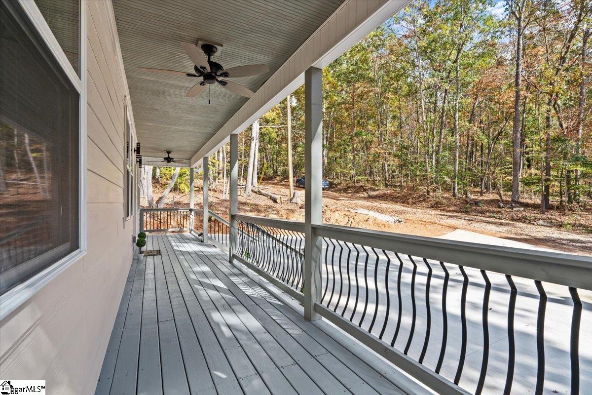425 Tiger Lane Westminster, SC 29693