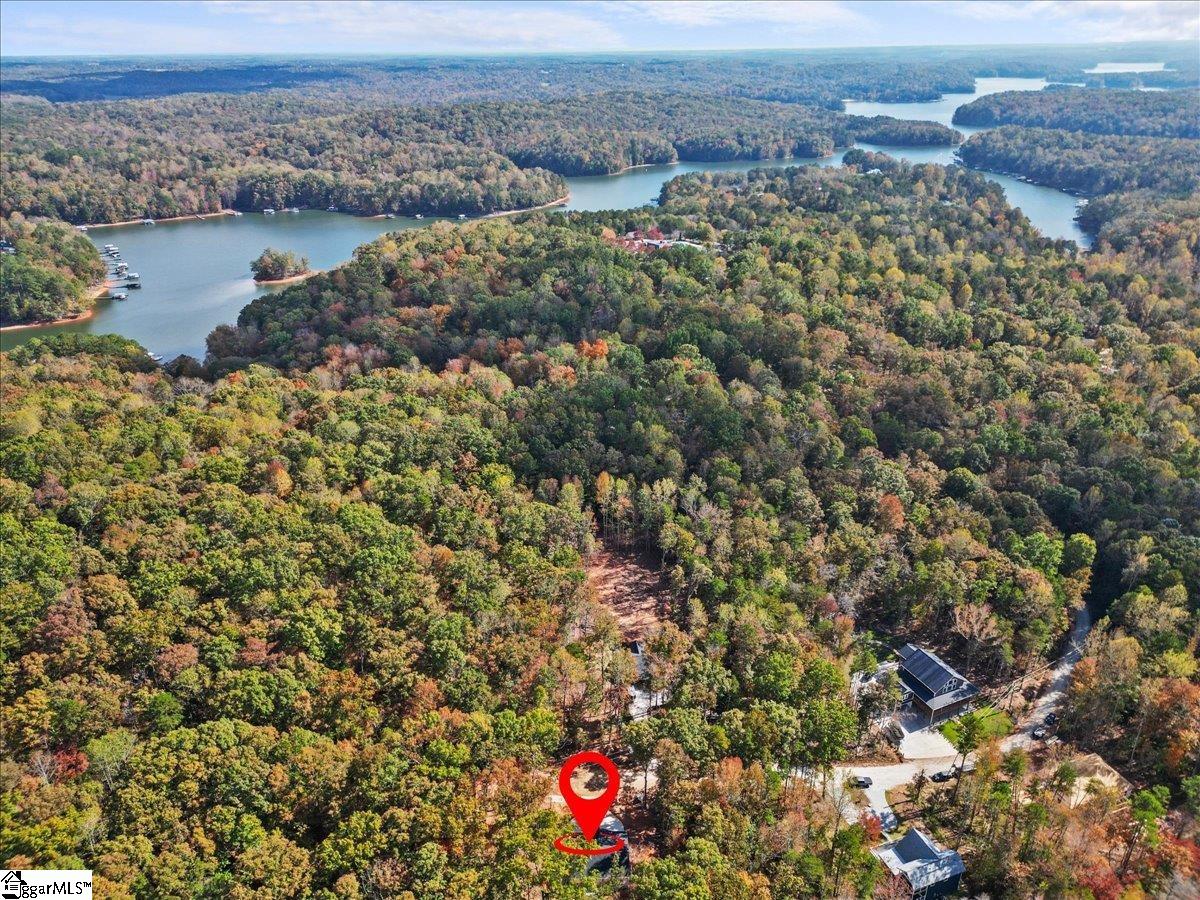 425 Tiger Lane Westminster, SC 29693