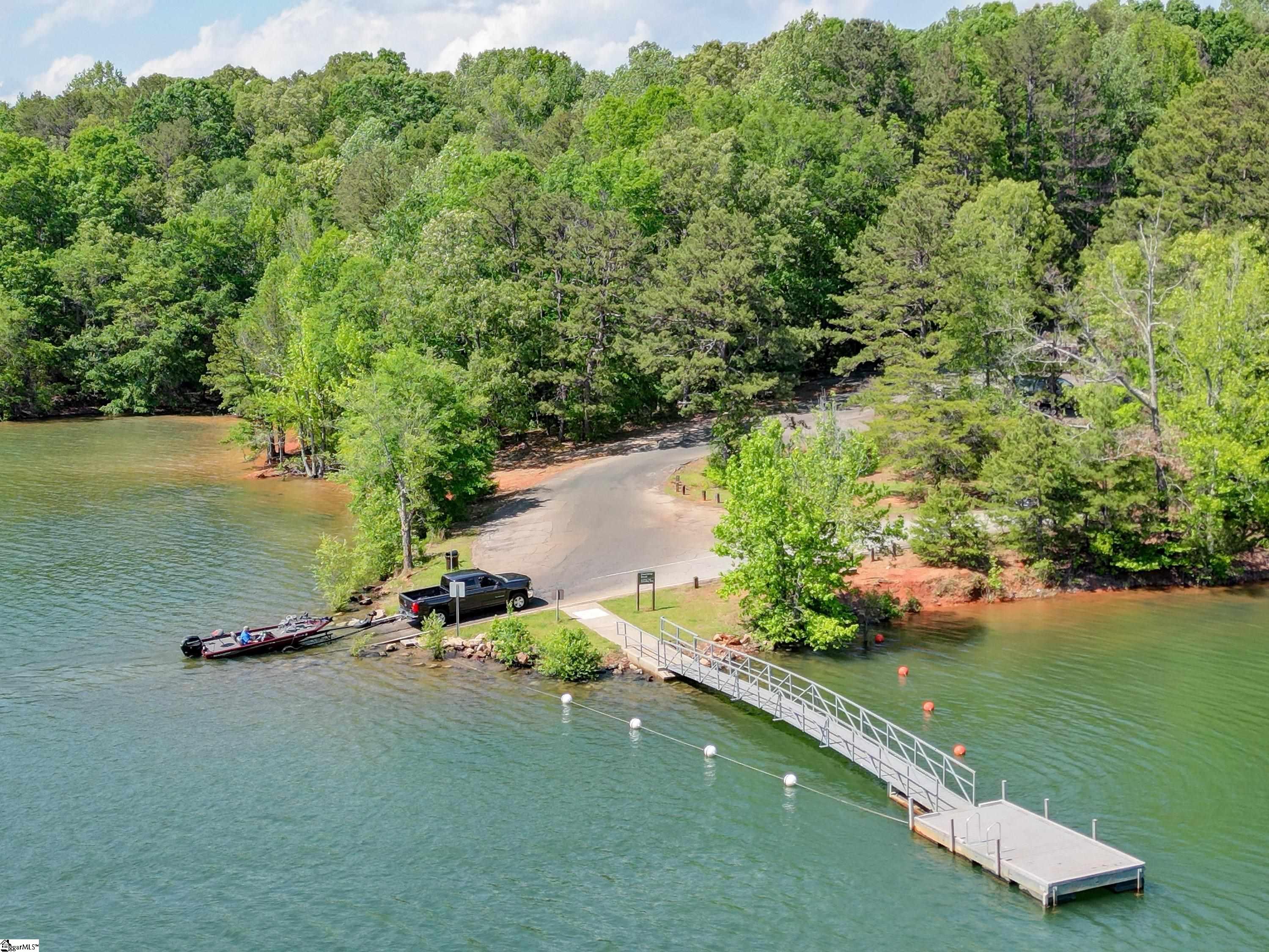 425 Tiger Lane Westminster, SC 29693