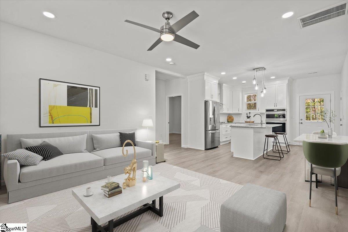 425 Tiger Lane Westminster, SC 29693