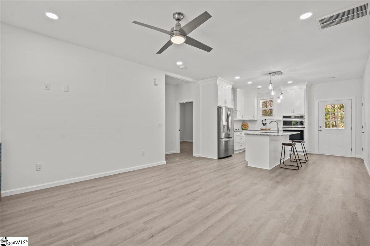 425 Tiger Lane Westminster, SC 29693