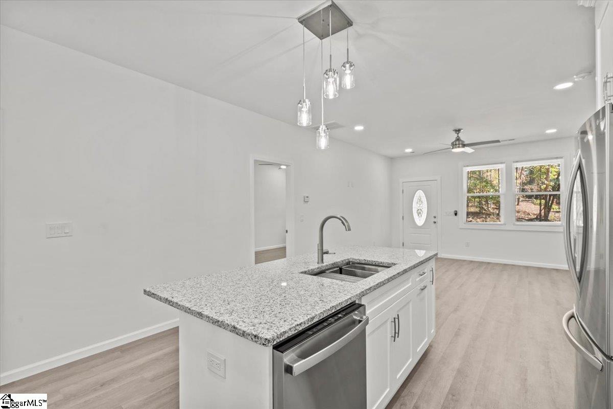 425 Tiger Lane Westminster, SC 29693