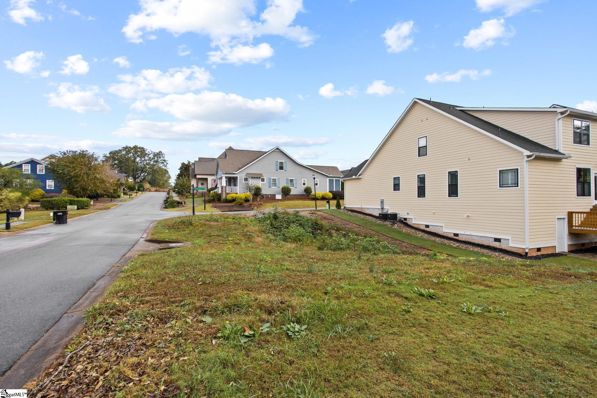 000 Glen Ivy Drive Simpsonville, SC 29681