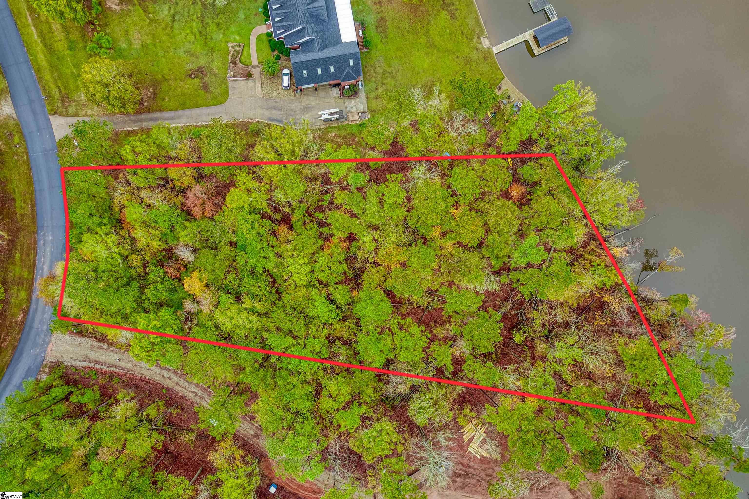 82 E Commodore Drive Cross Hill, SC 29332