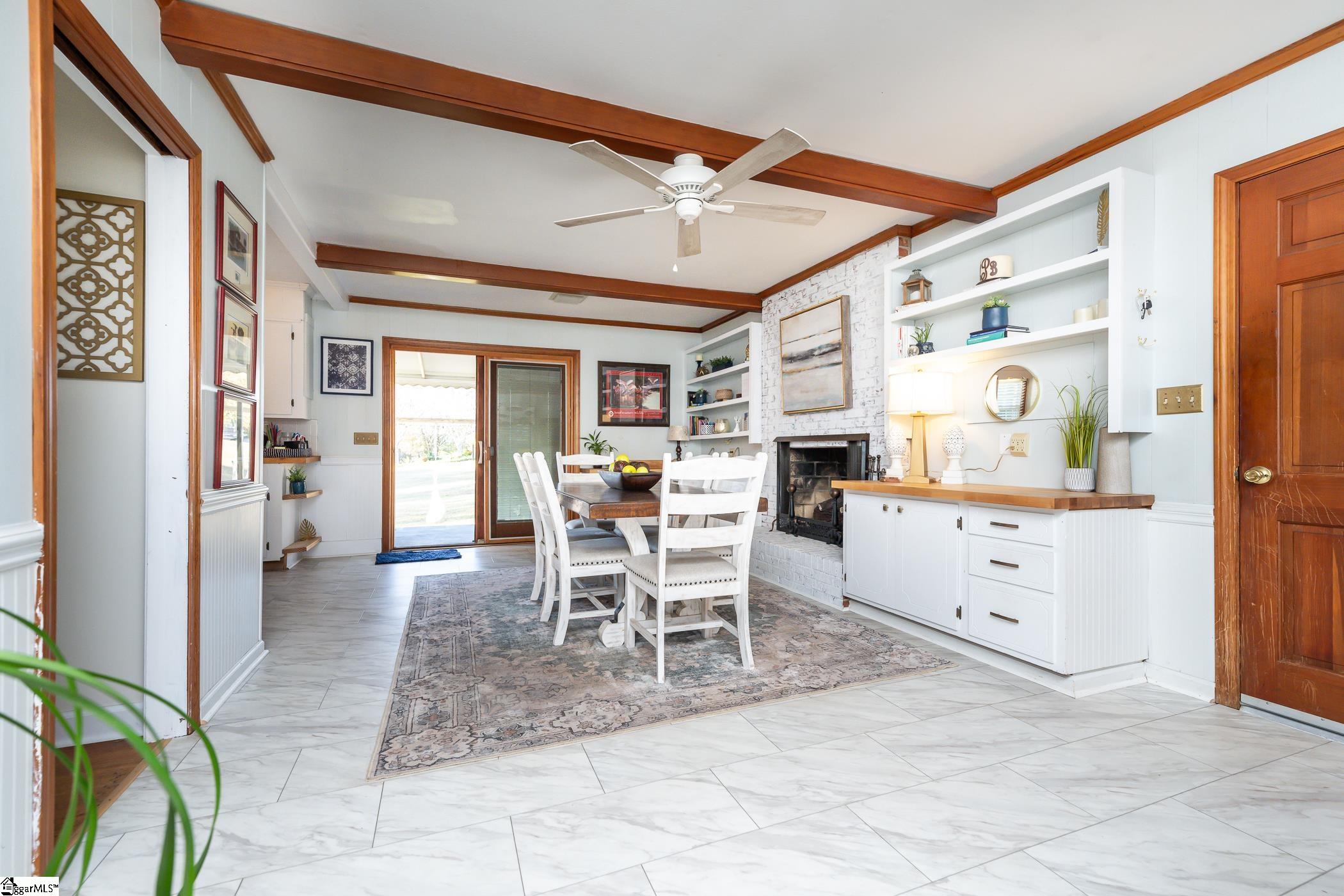 401 S Glassy Mountain Road Easley, SC 29640