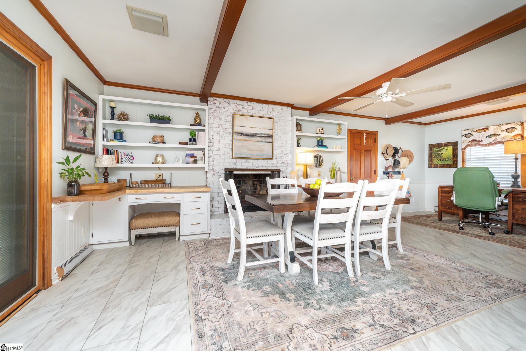 401 S Glassy Mountain Road Easley, SC 29640