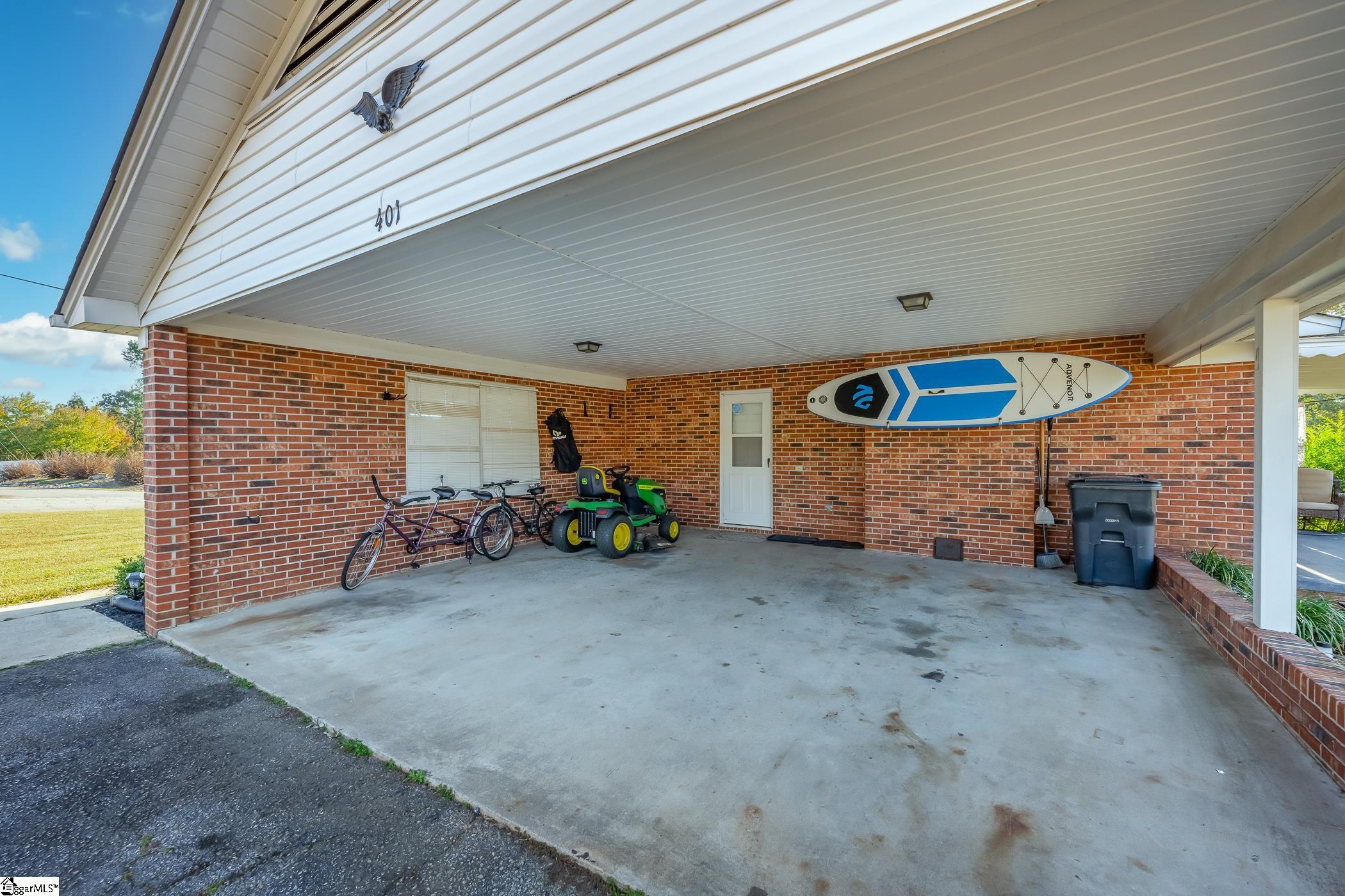 401 S Glassy Mountain Road Easley, SC 29640