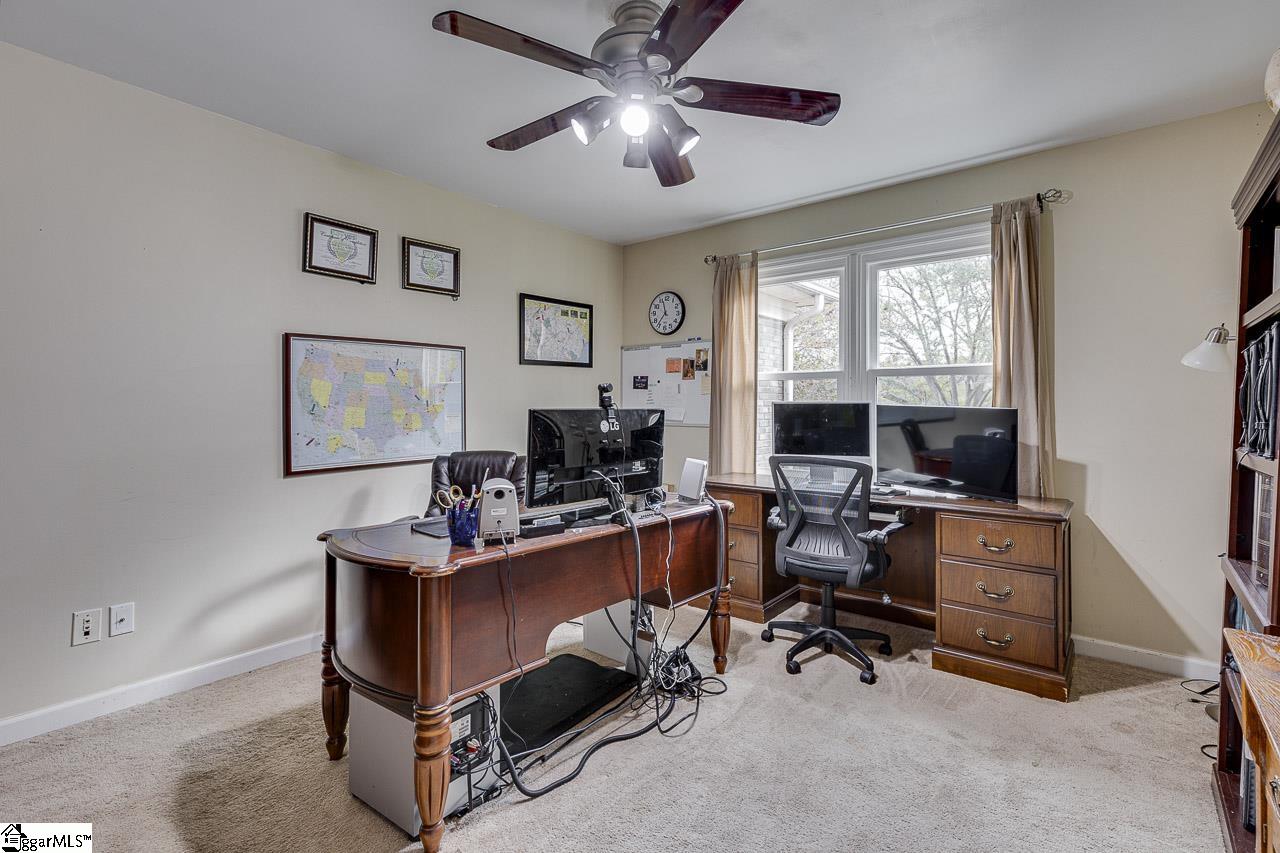206 W Killarney Lake Moore, SC 29369