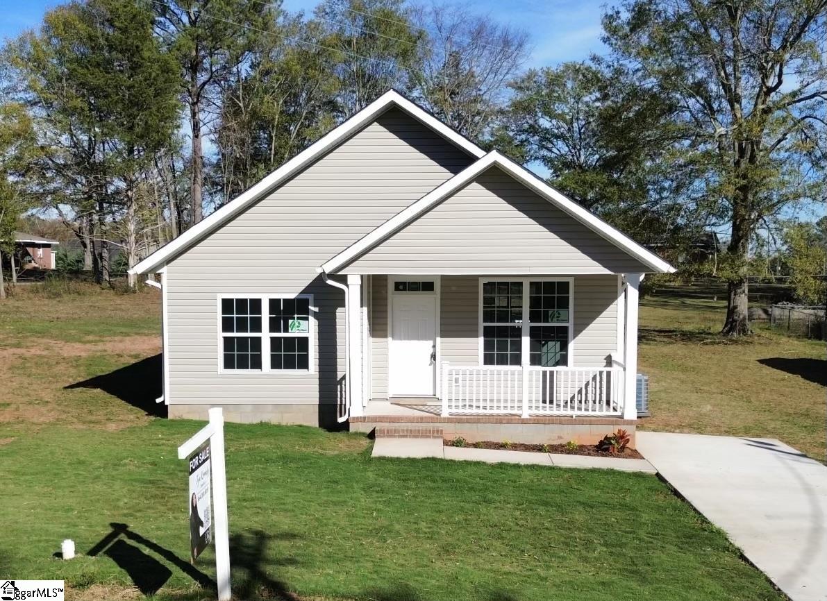 417 Fairview Road Laurens, SC 29360