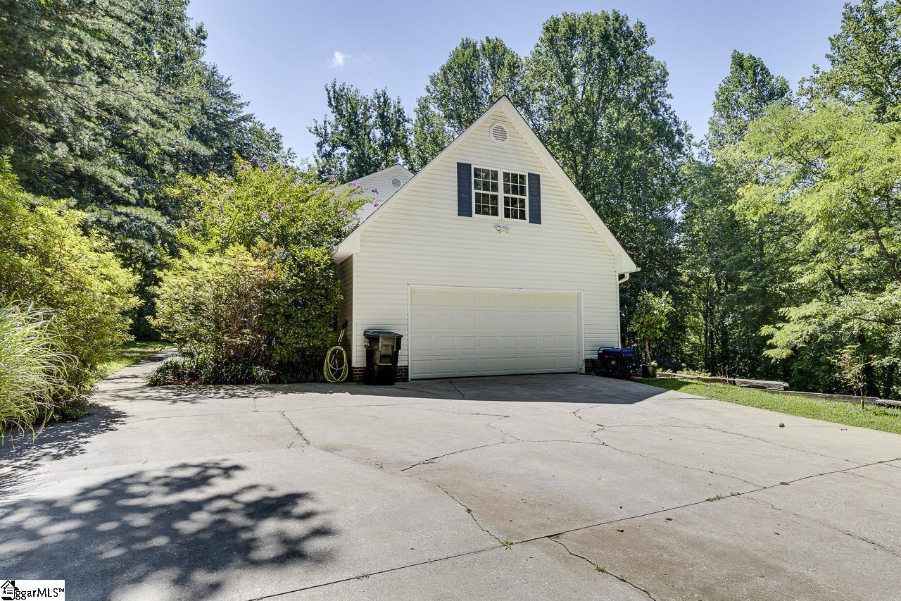 112 Holcombe Road Travelers Rest, SC 29690