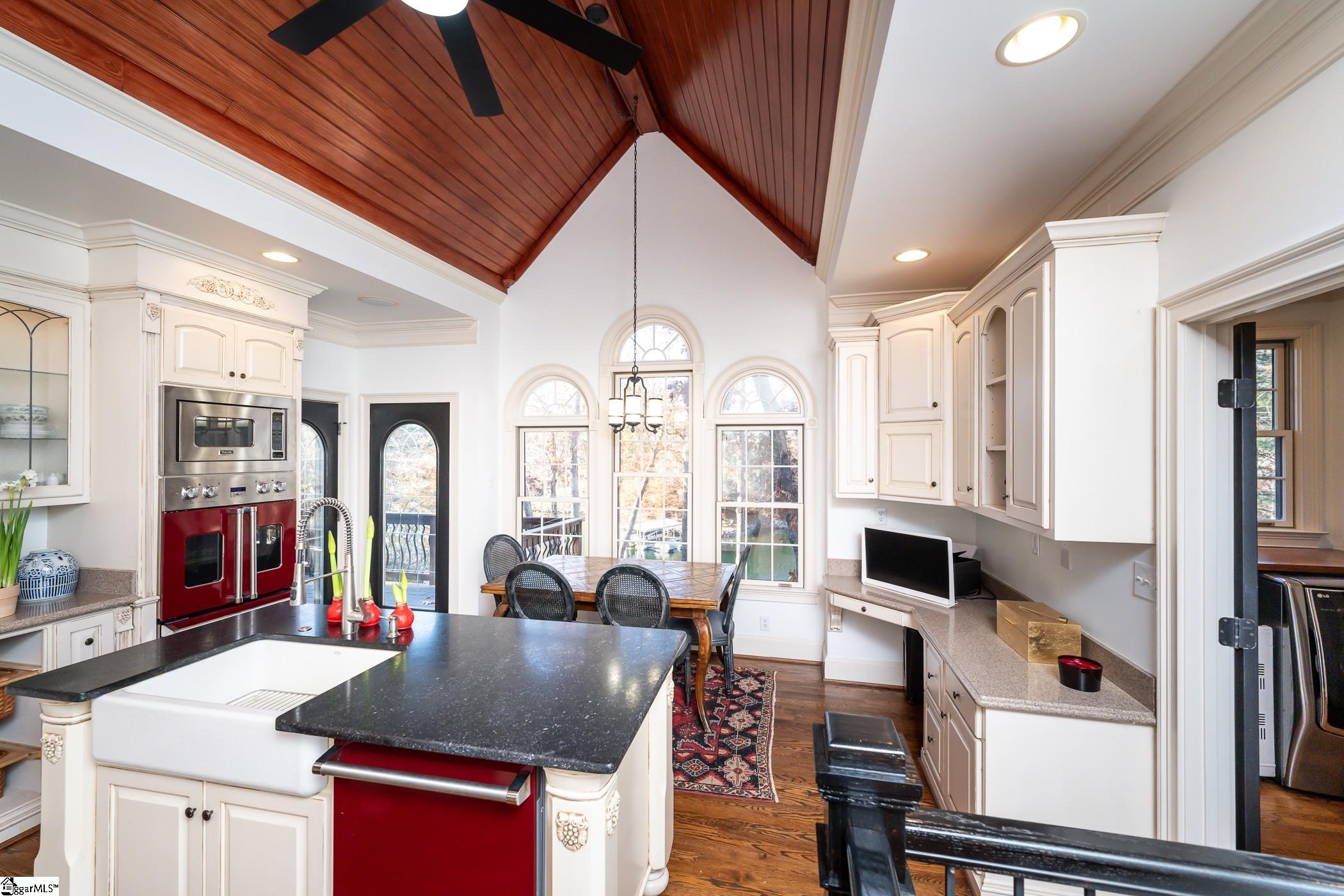 206 Passion Flower Way Sunset, SC 29685