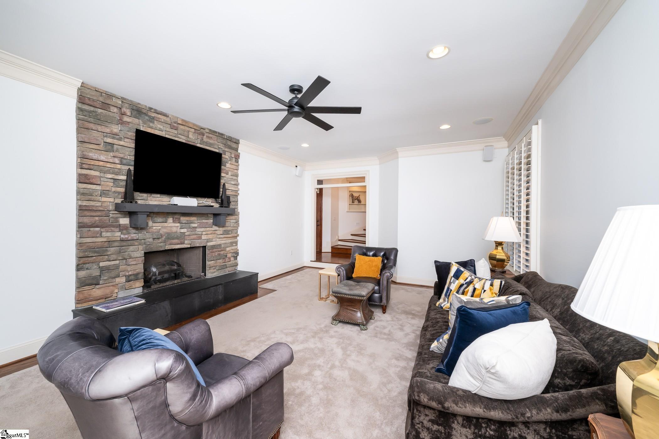 206 Passion Flower Way Sunset, SC 29685