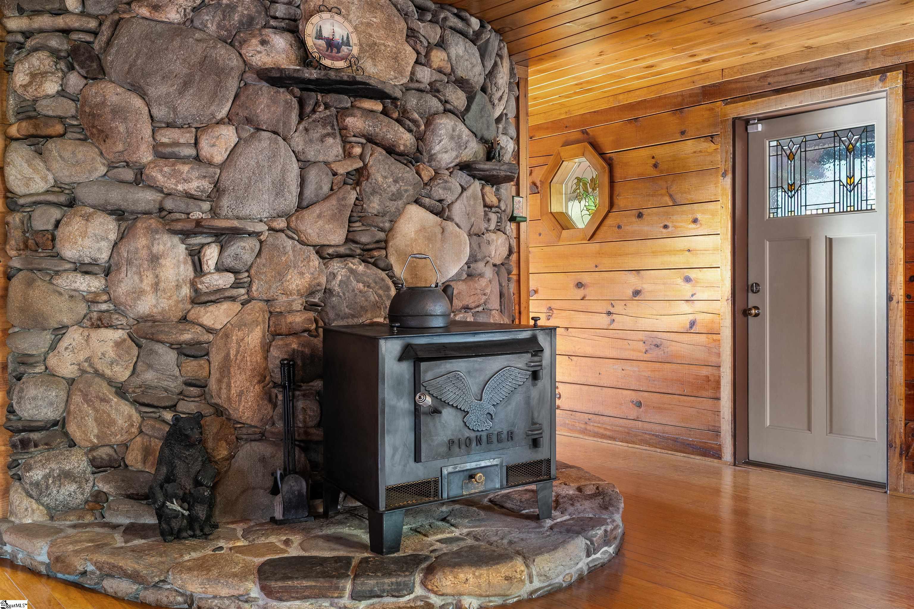 106 Hiawatha Trail Pickens, SC 29671