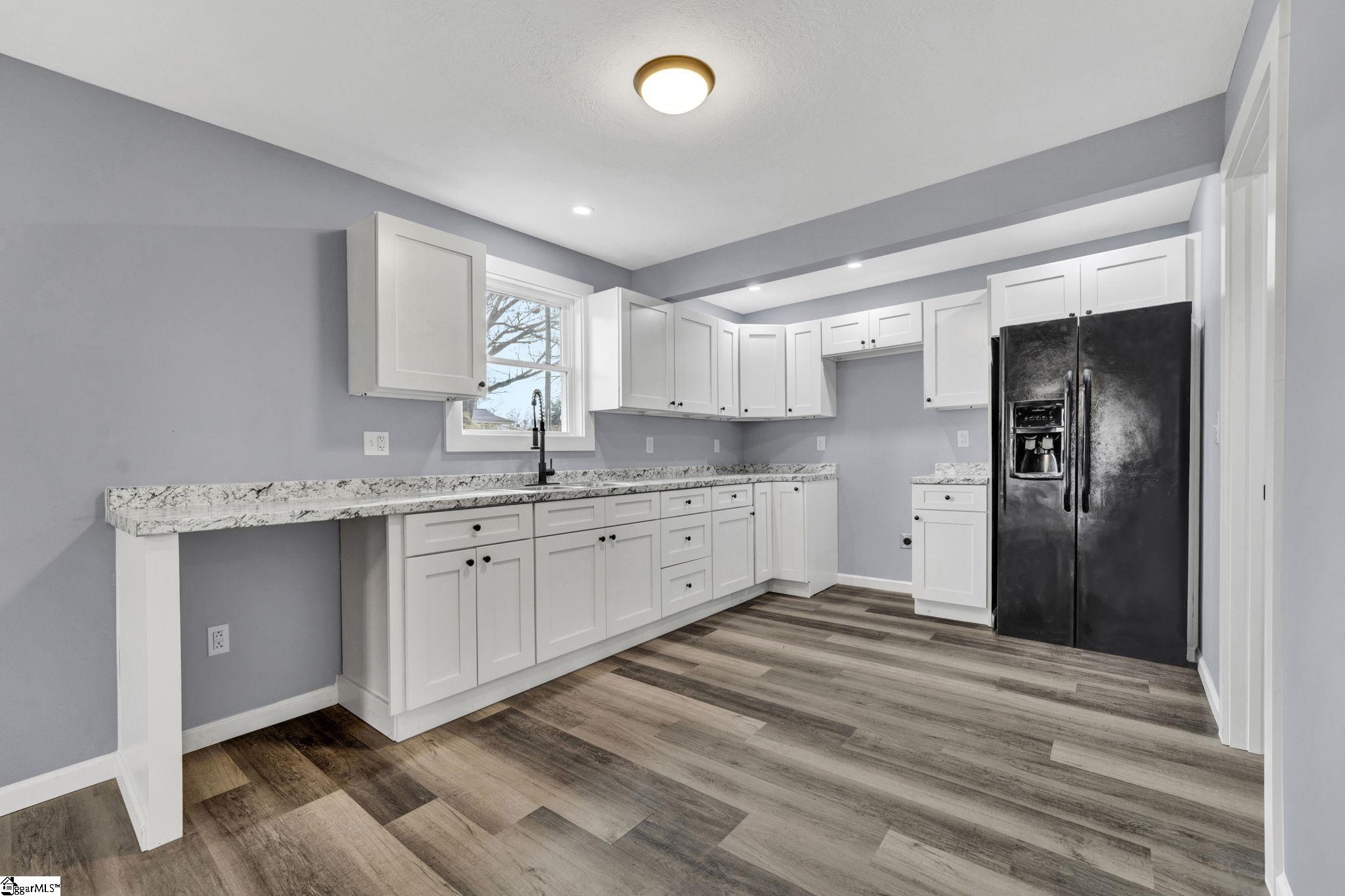 107 Bailey Circle Clinton, SC 29325