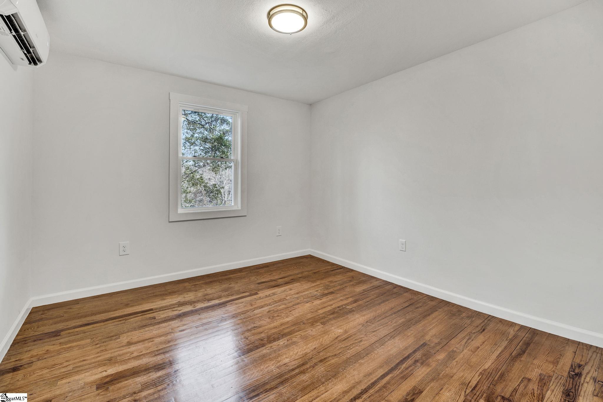107 Bailey Circle Clinton, SC 29325