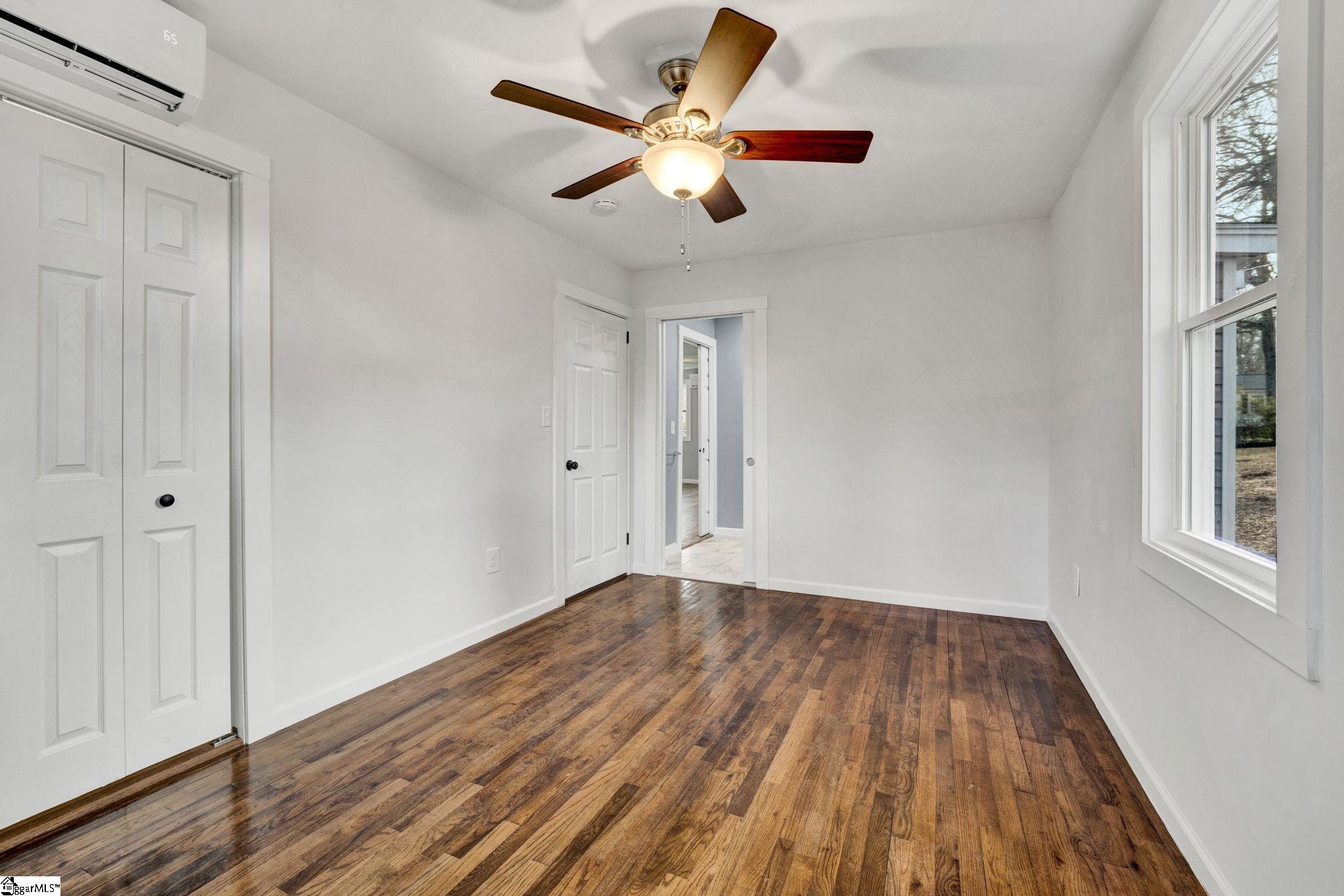 107 Bailey Circle Clinton, SC 29325