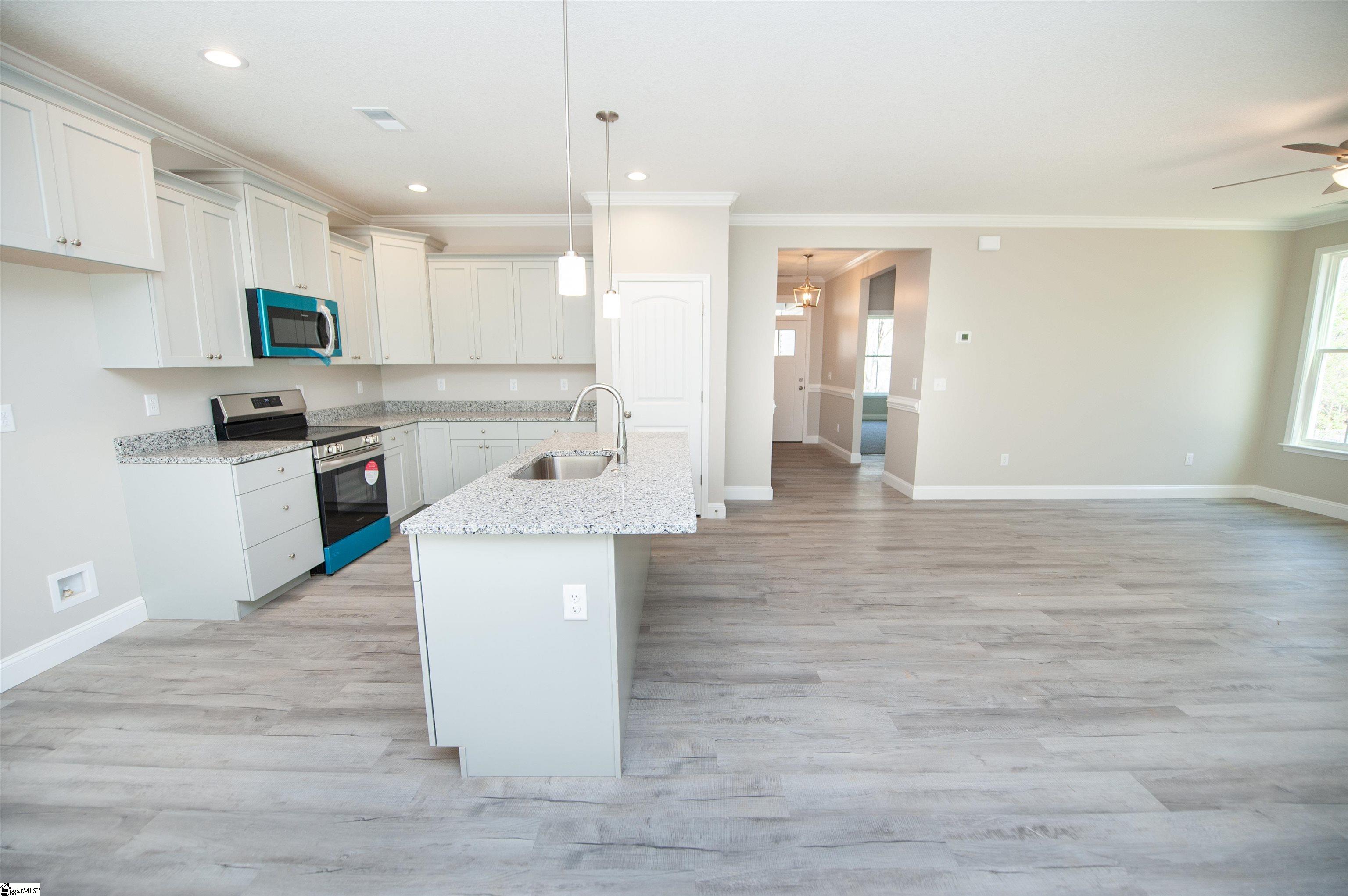 741 Pearson Town Road Moore, SC 29369
