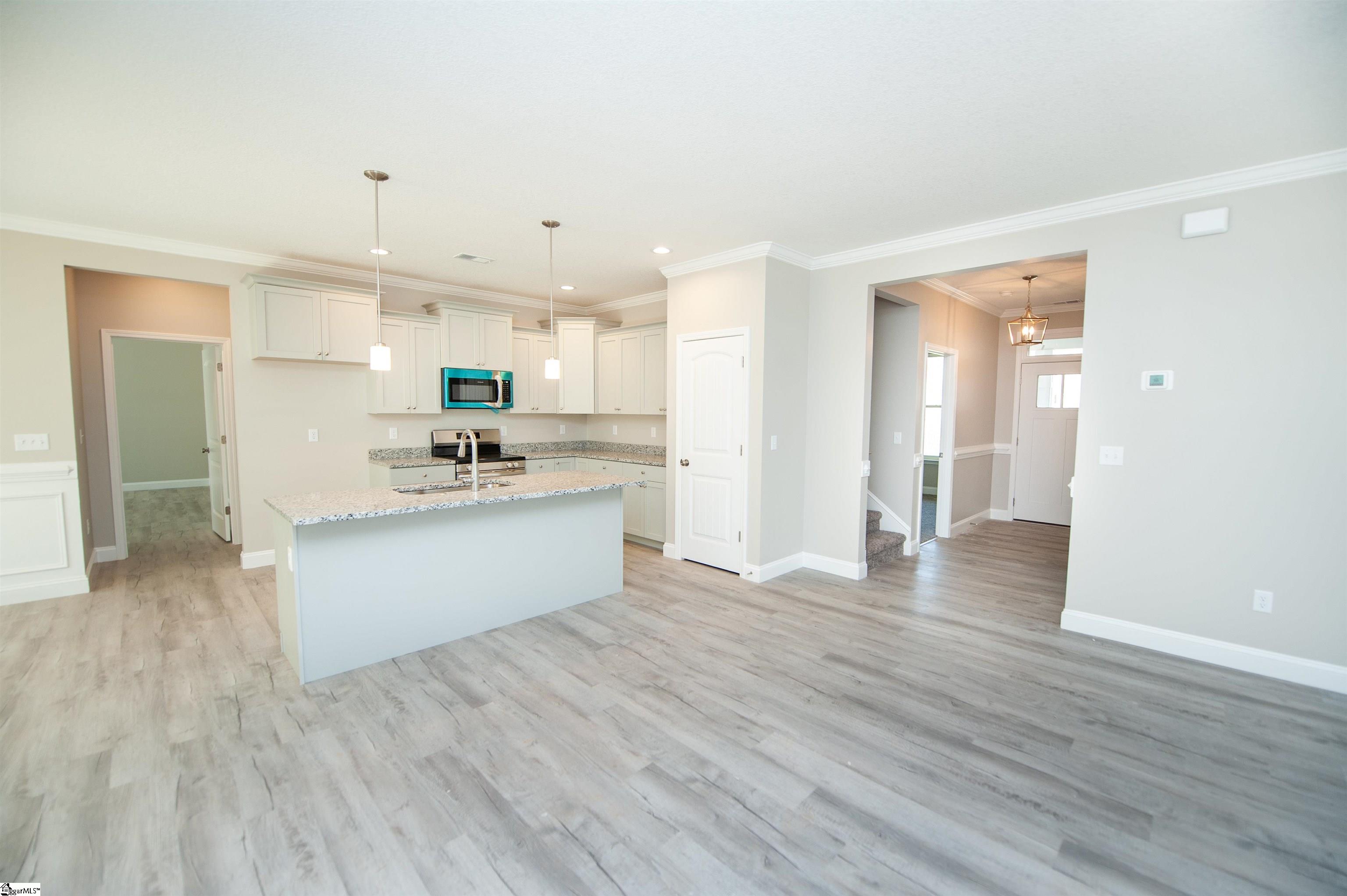 741 Pearson Town Road Moore, SC 29369