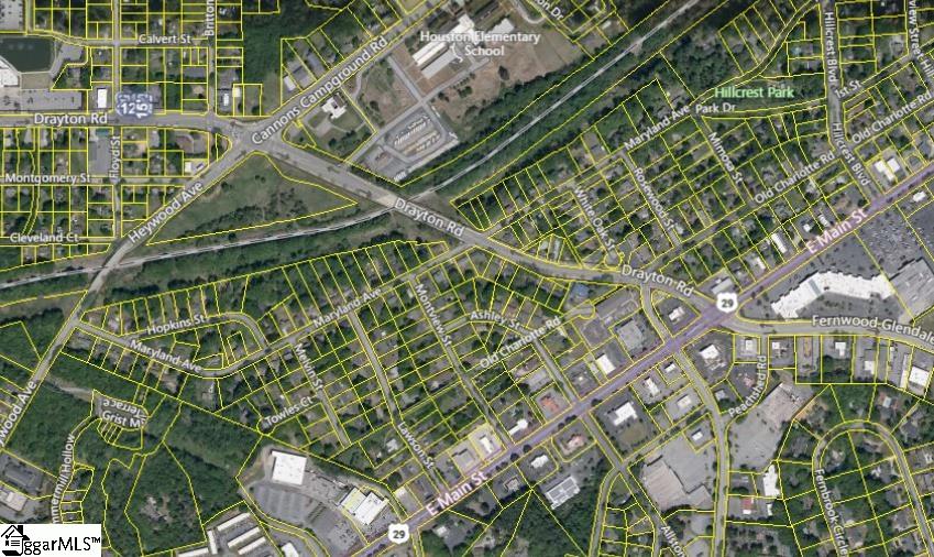 142 Floyd Street Drayton, SC 29333