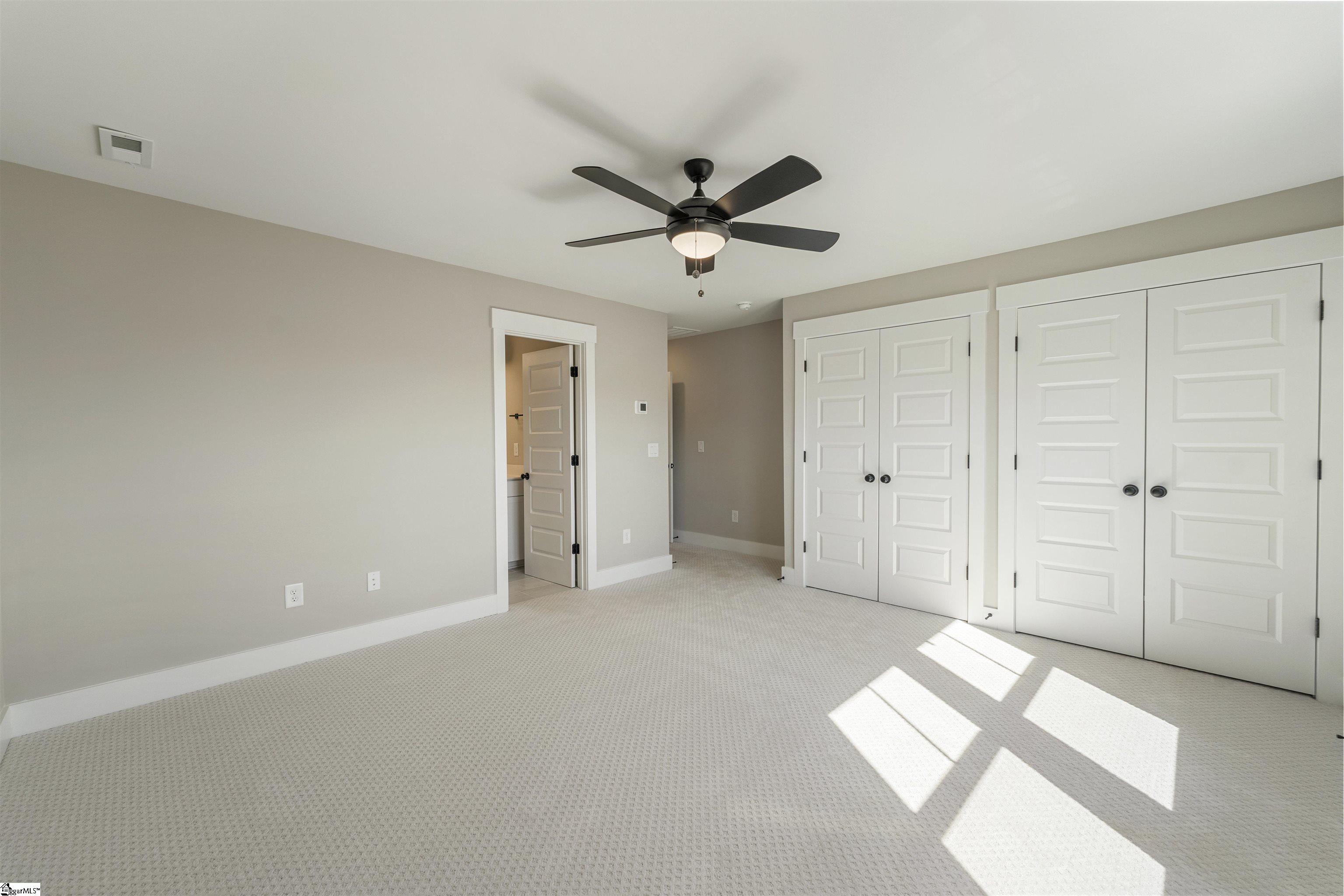 1196 North Pleasantburg Drive Greenville, SC 28607