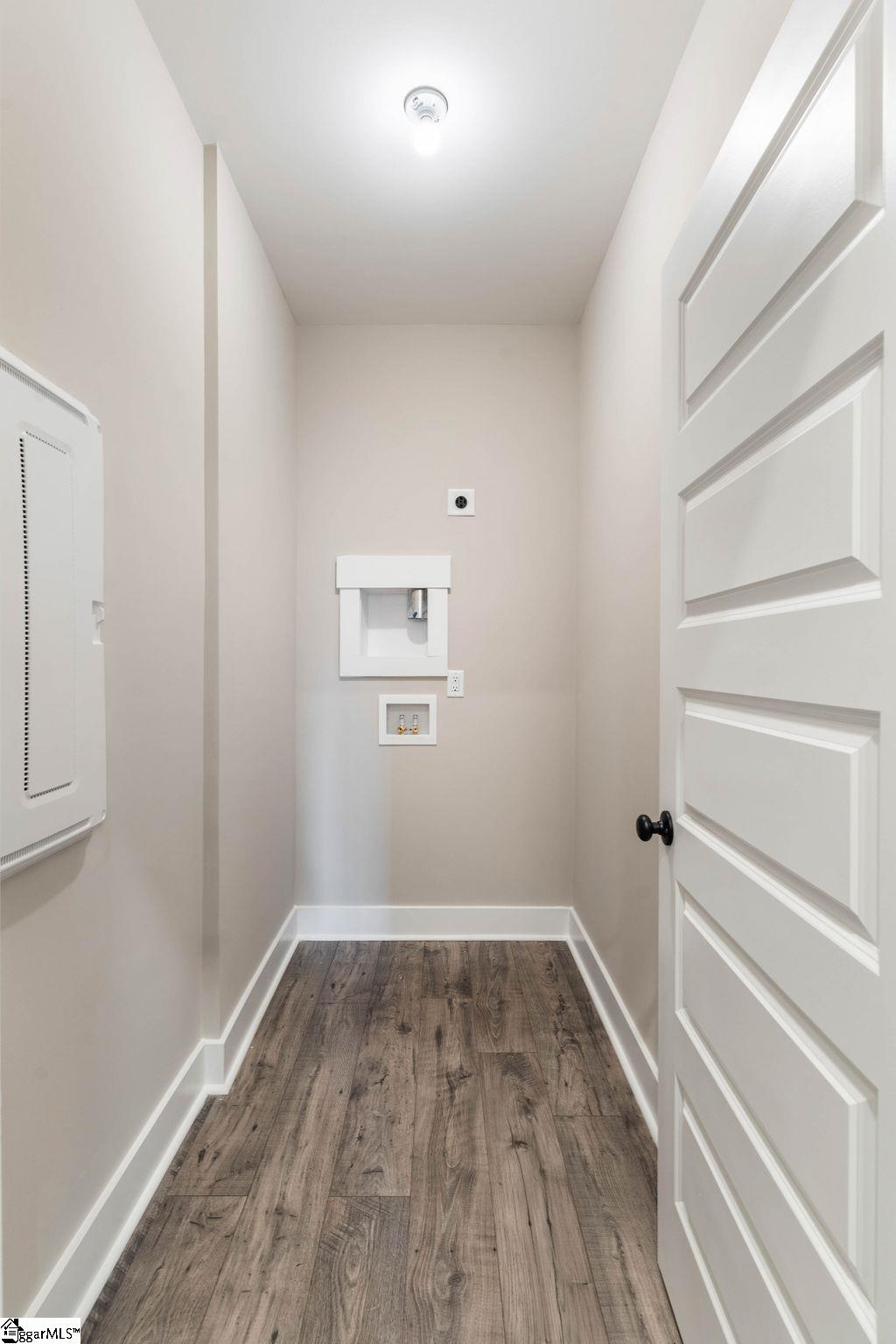 1196 North Pleasantburg Drive Greenville, SC 28607