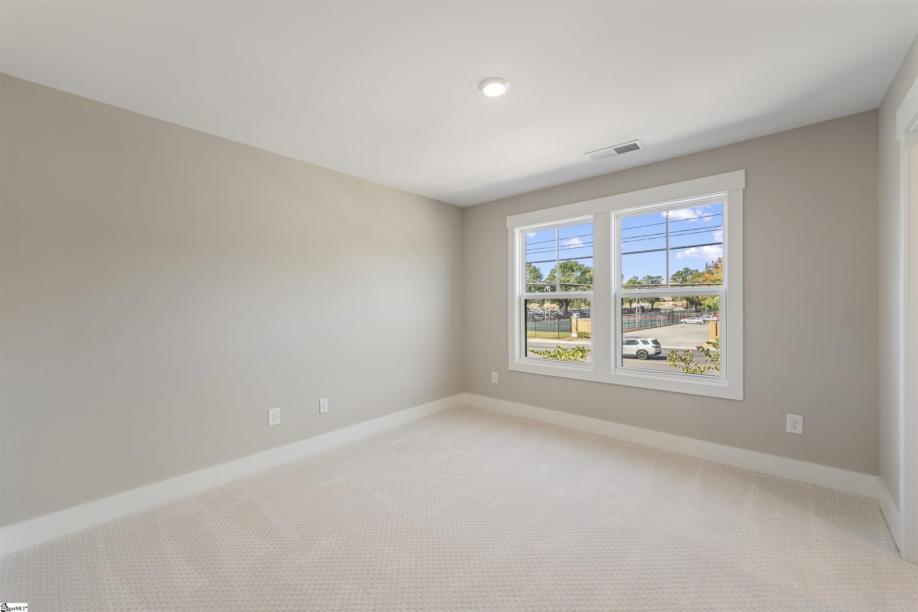 1196 North Pleasantburg Drive Greenville, SC 28607