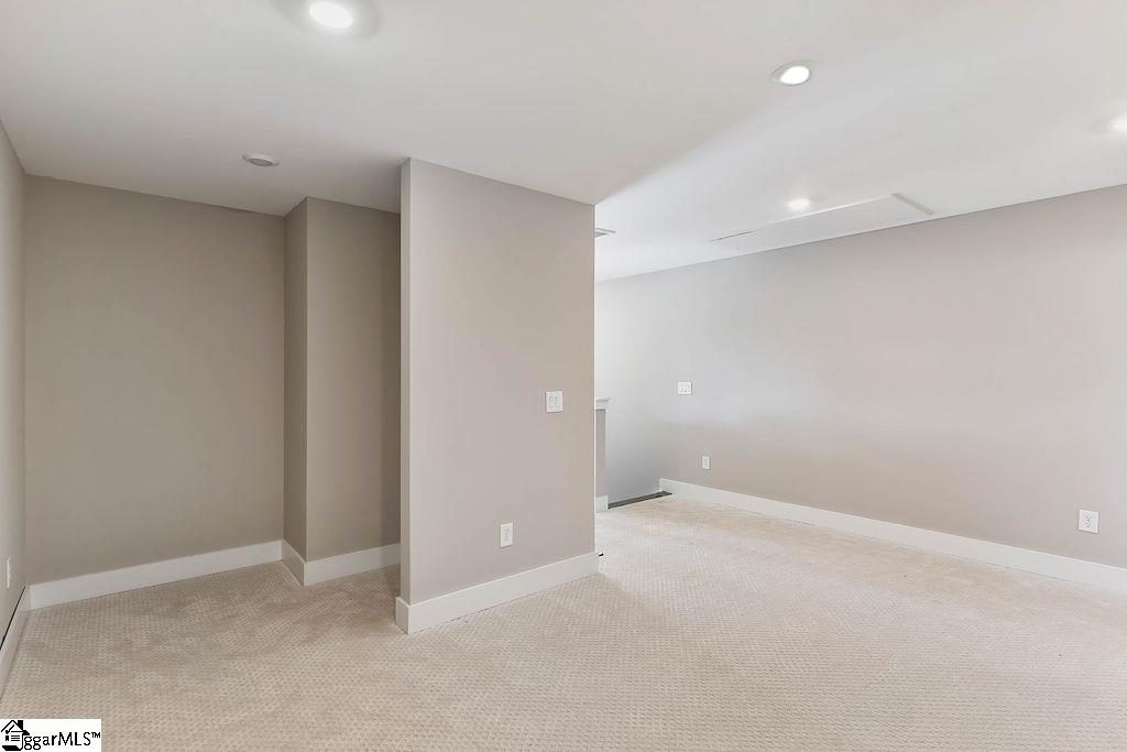 1196 North Pleasantburg Drive Greenville, SC 28607