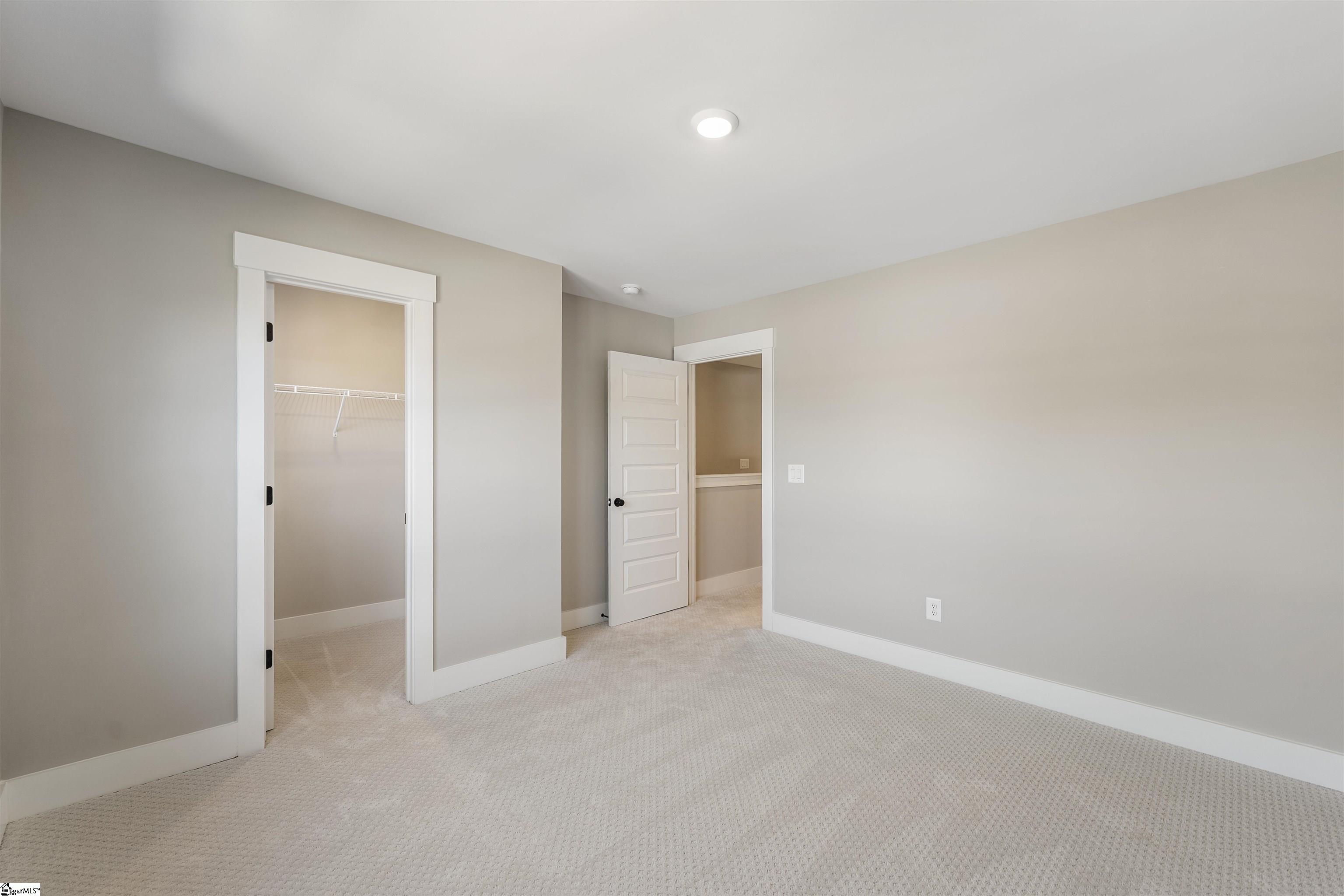 1196 North Pleasantburg Drive Greenville, SC 28607