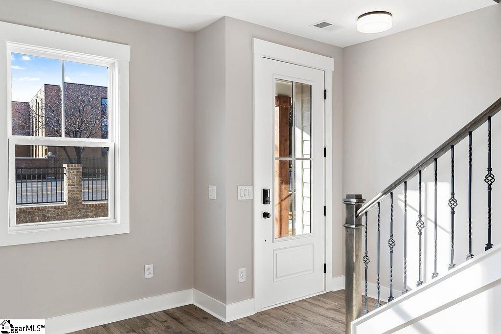 1196 North Pleasantburg Drive Greenville, SC 28607
