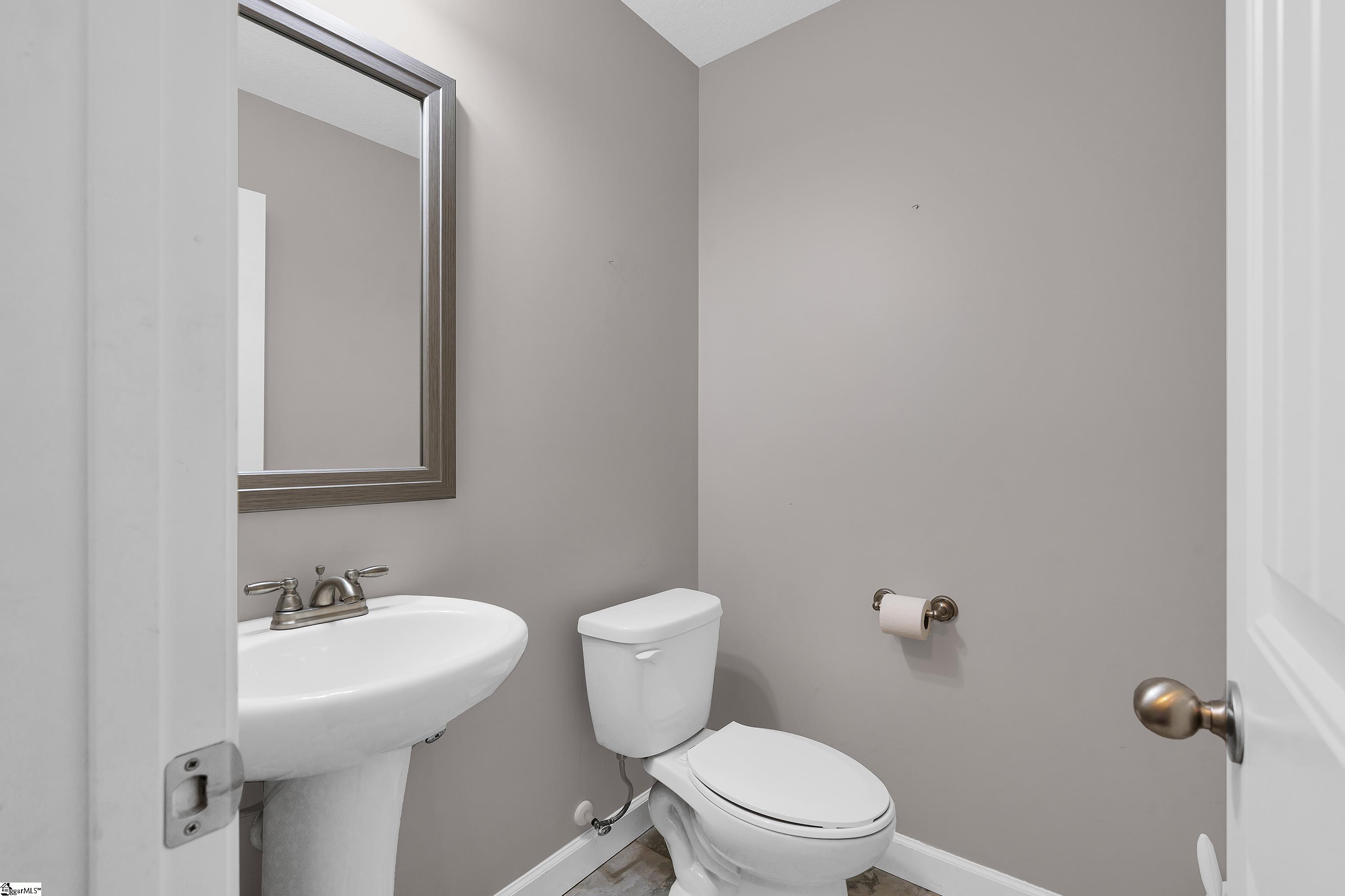 608 Berry Road Boiling Springs, SC 29316