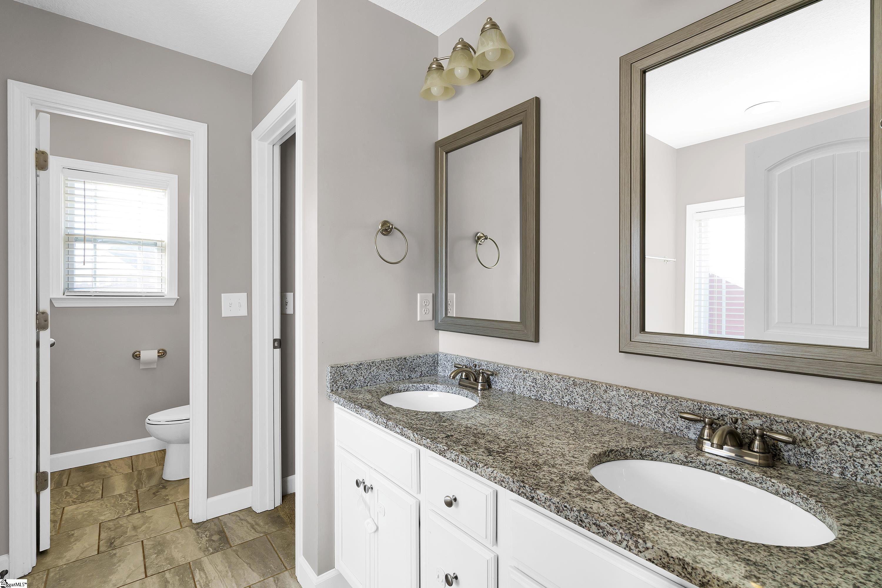 608 Berry Road Boiling Springs, SC 29316