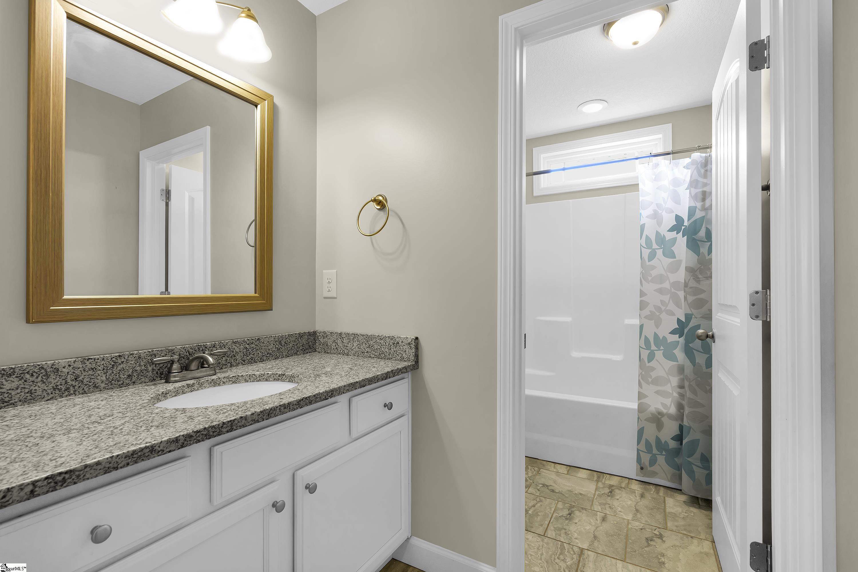 608 Berry Road Boiling Springs, SC 29316