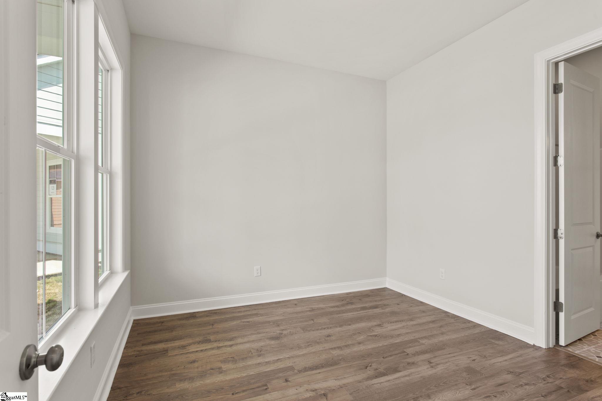125 Cottage Lane Greenwood, SC 29649
