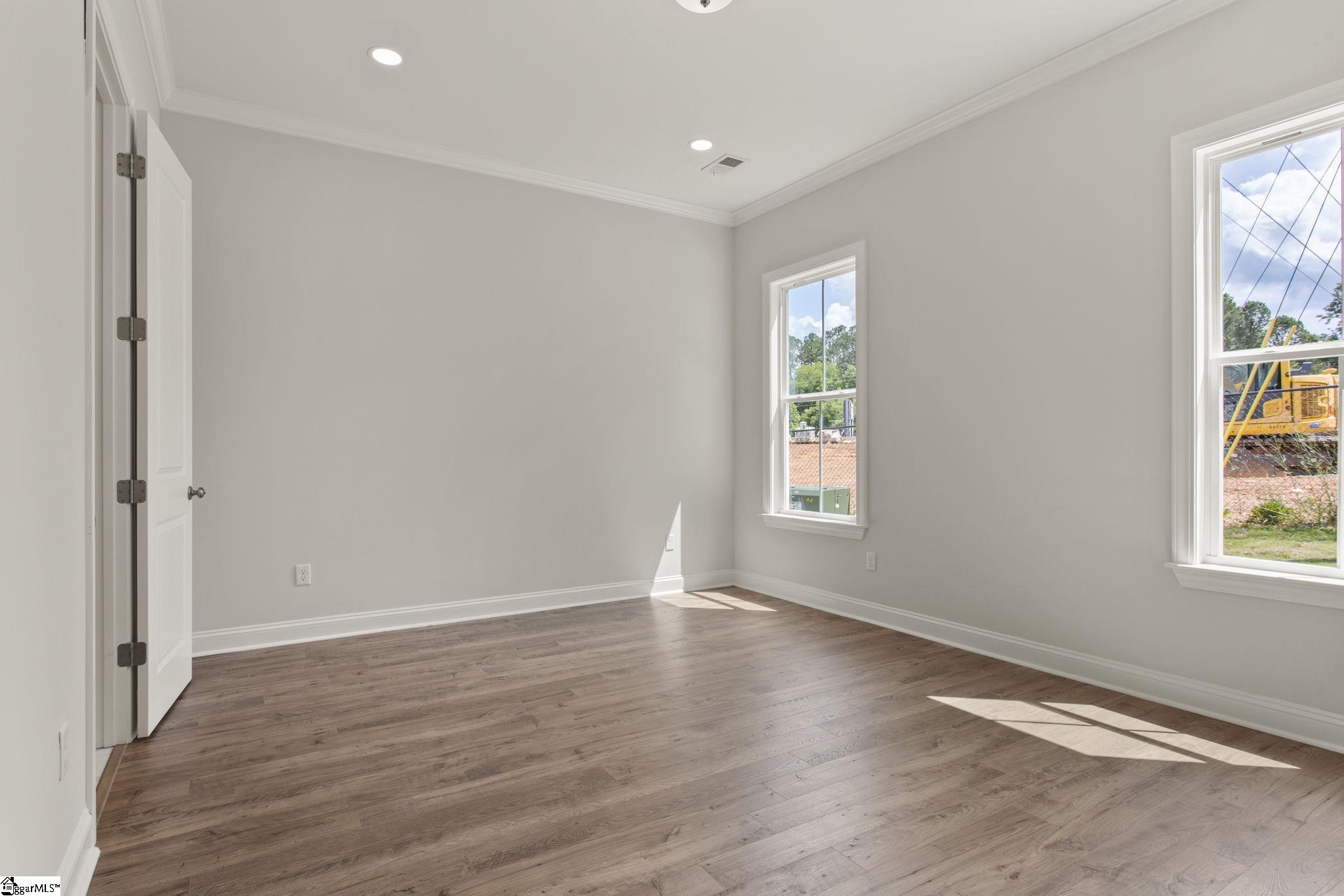125 Cottage Lane Greenwood, SC 29649