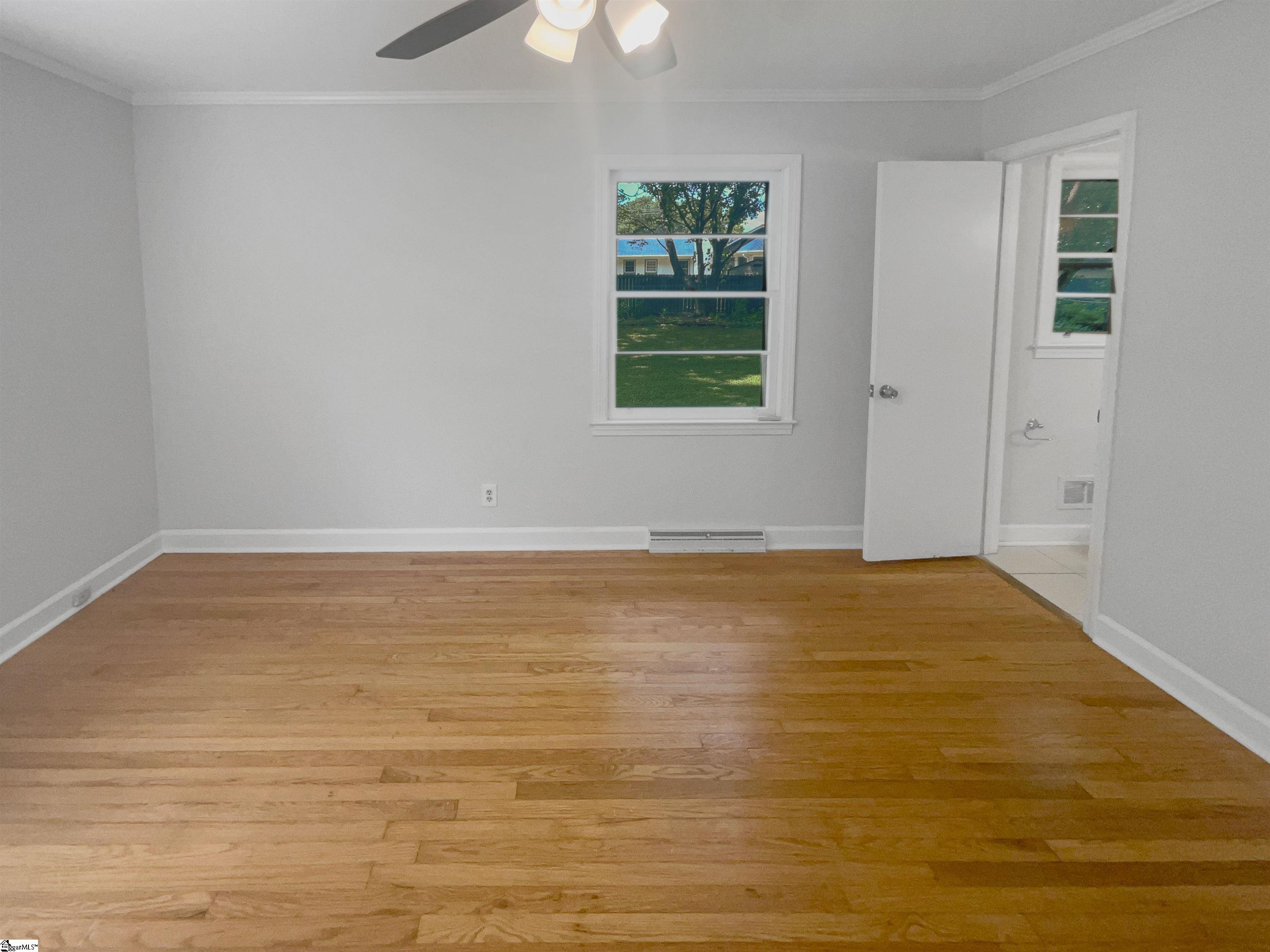 8 Howell Circle Greenville, SC 29615
