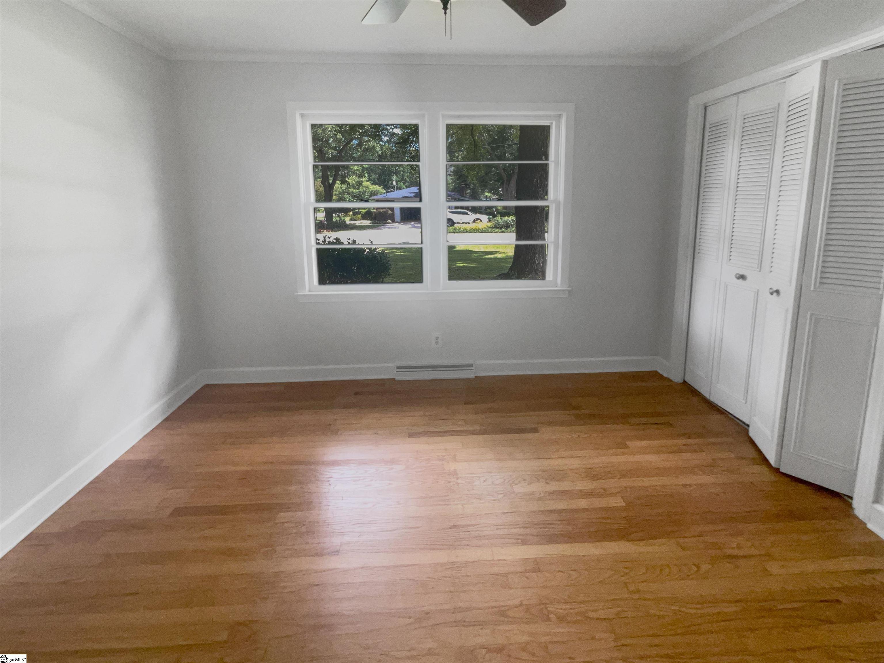 8 Howell Circle Greenville, SC 29615