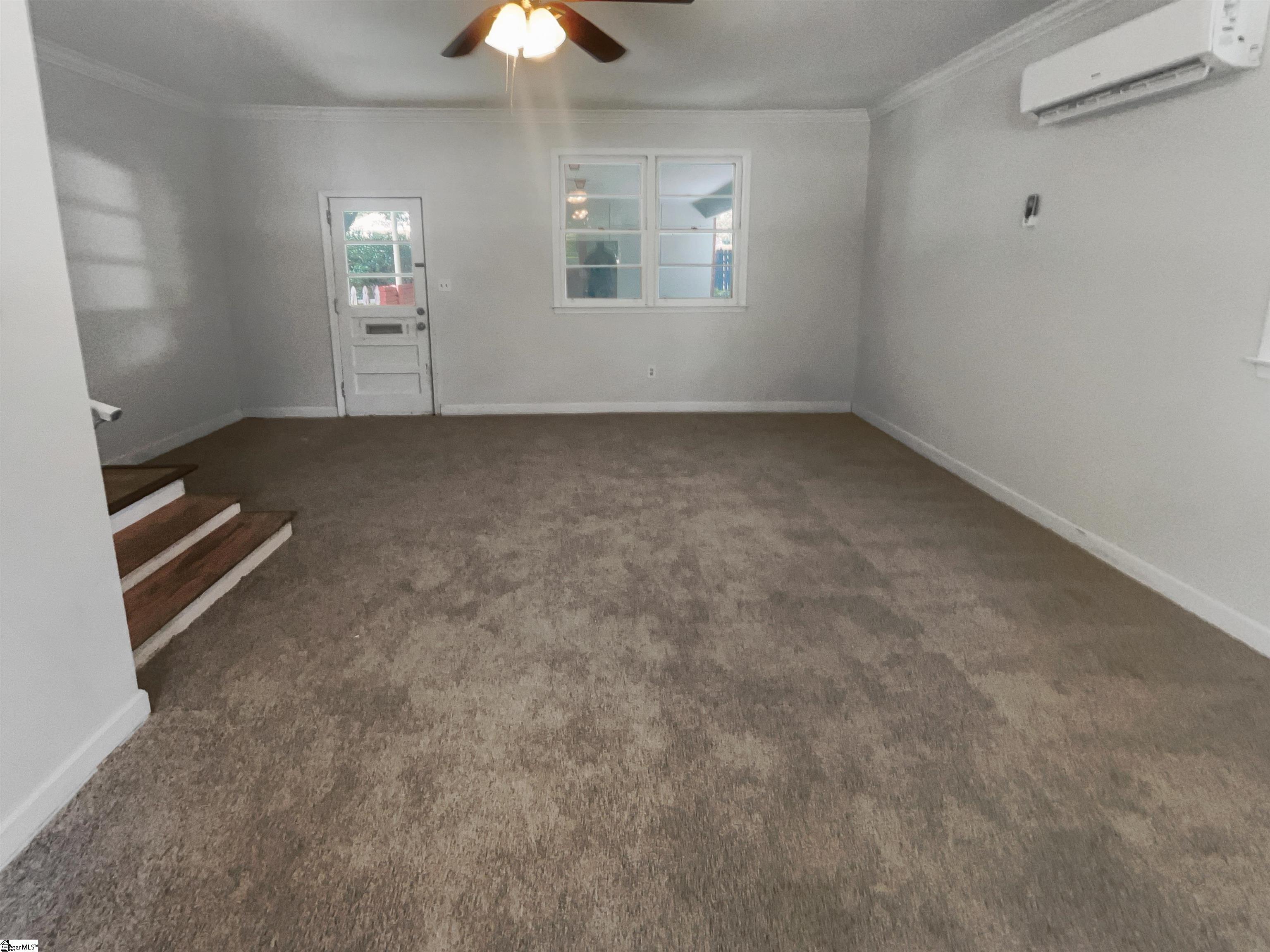 8 Howell Circle Greenville, SC 29615