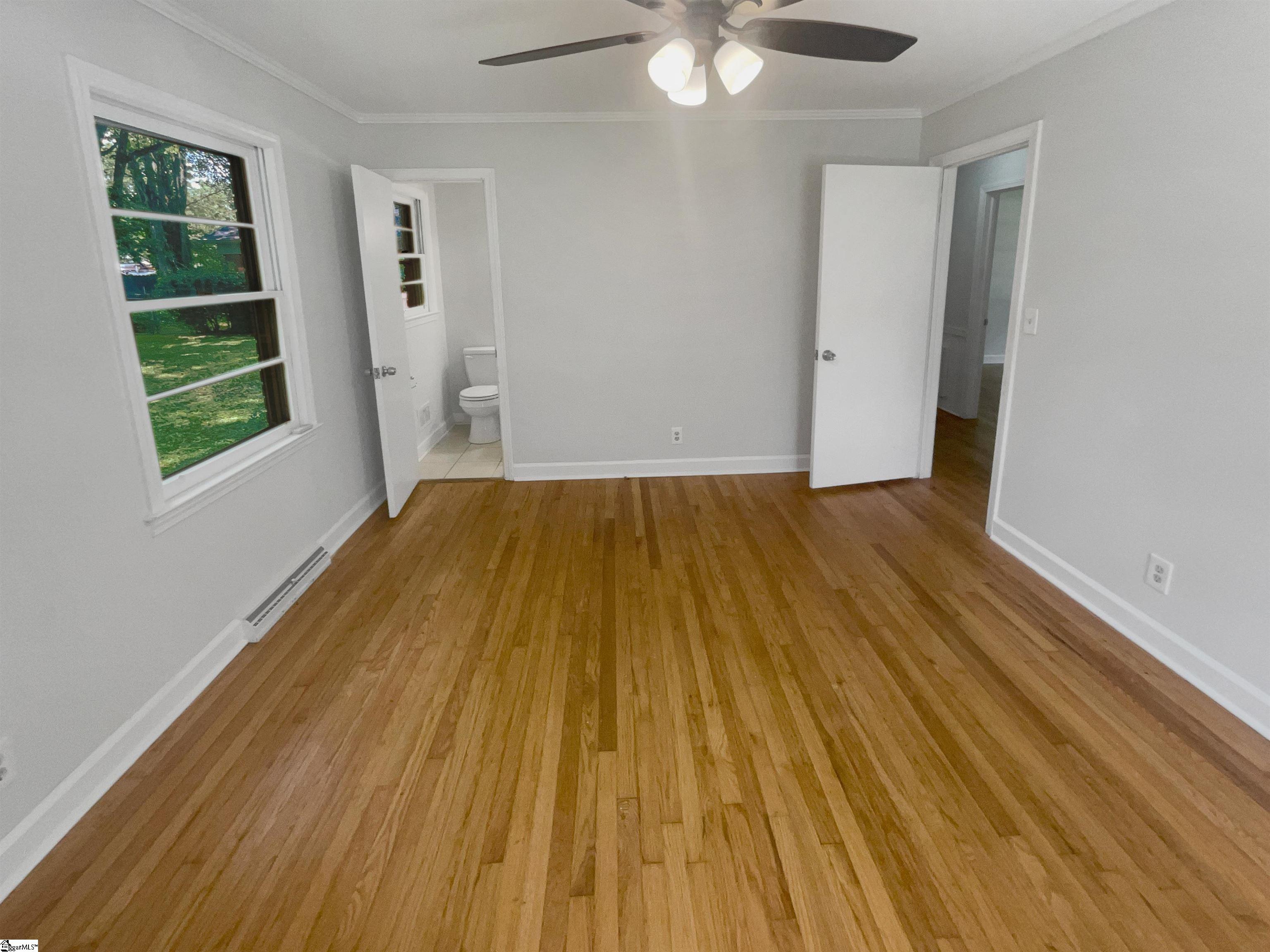 8 Howell Circle Greenville, SC 29615