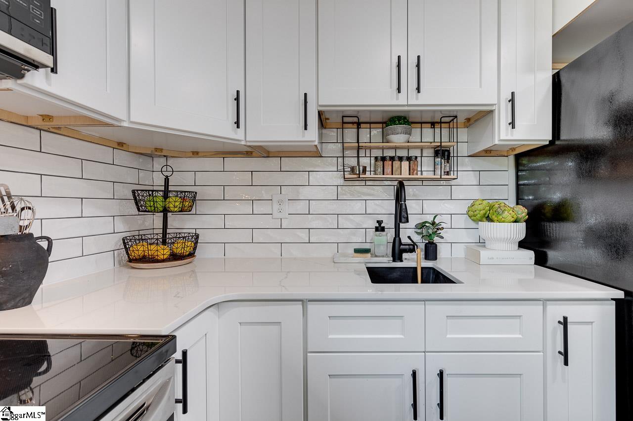 100 Wakefield Street Greenville, SC 29601