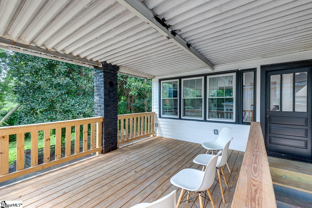 100 Wakefield Street Greenville, SC 29601