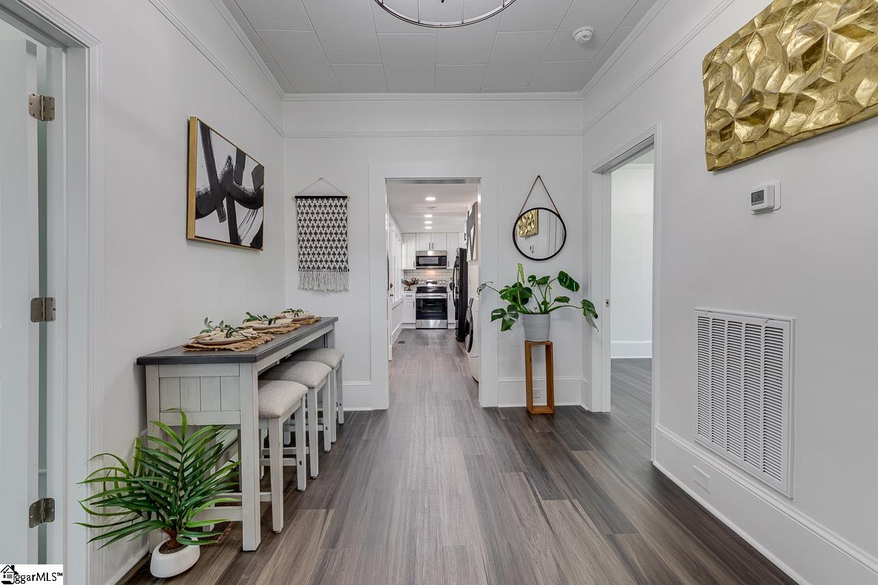 100 Wakefield Street Greenville, SC 29601