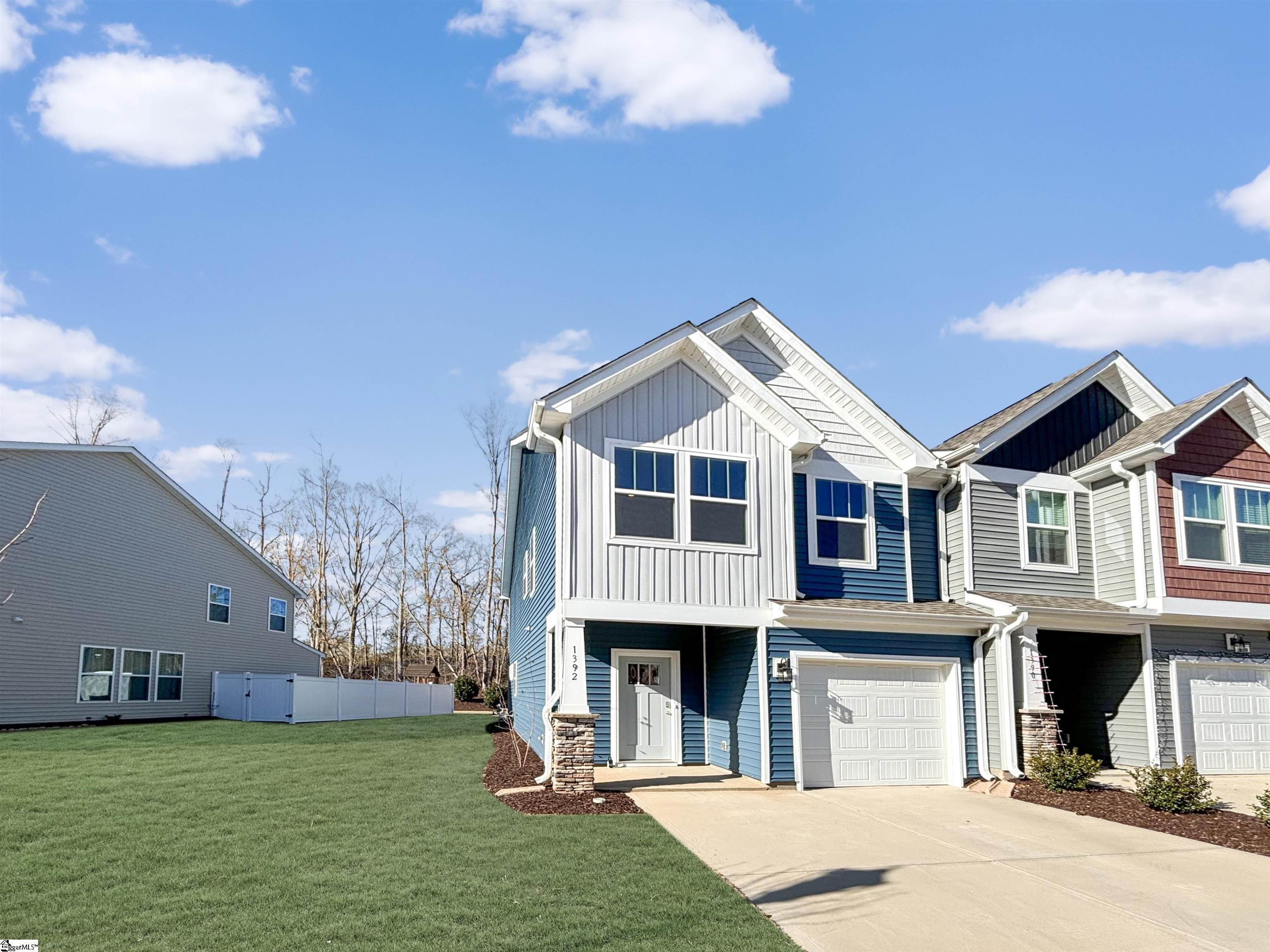 1392 Maplesmith Way Moore, SC 29369